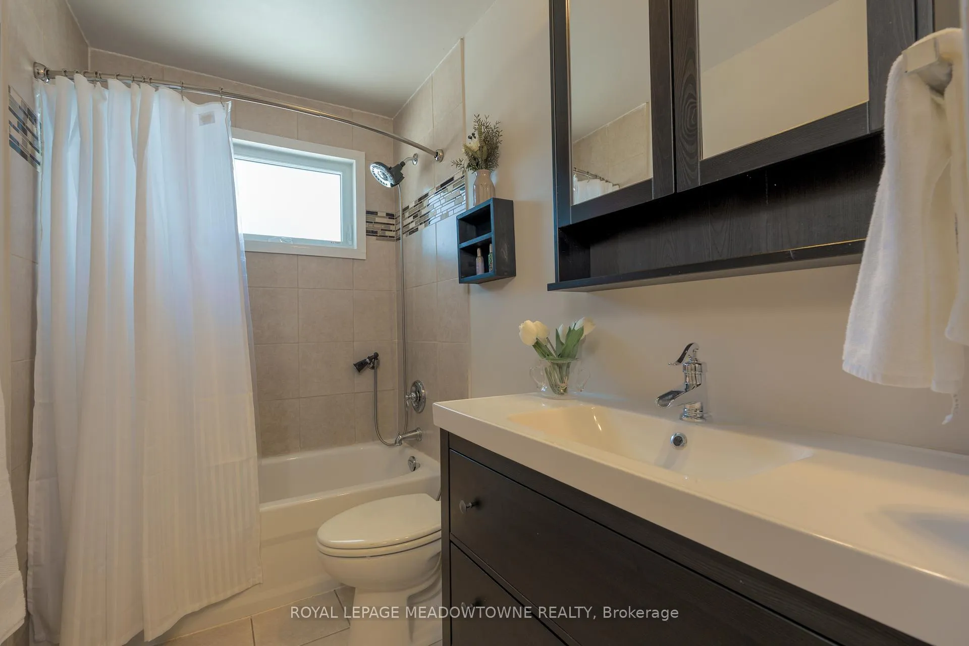 Photo 15 of 80 Sargent Road, Halton Hills, Georgetown — HOMEH