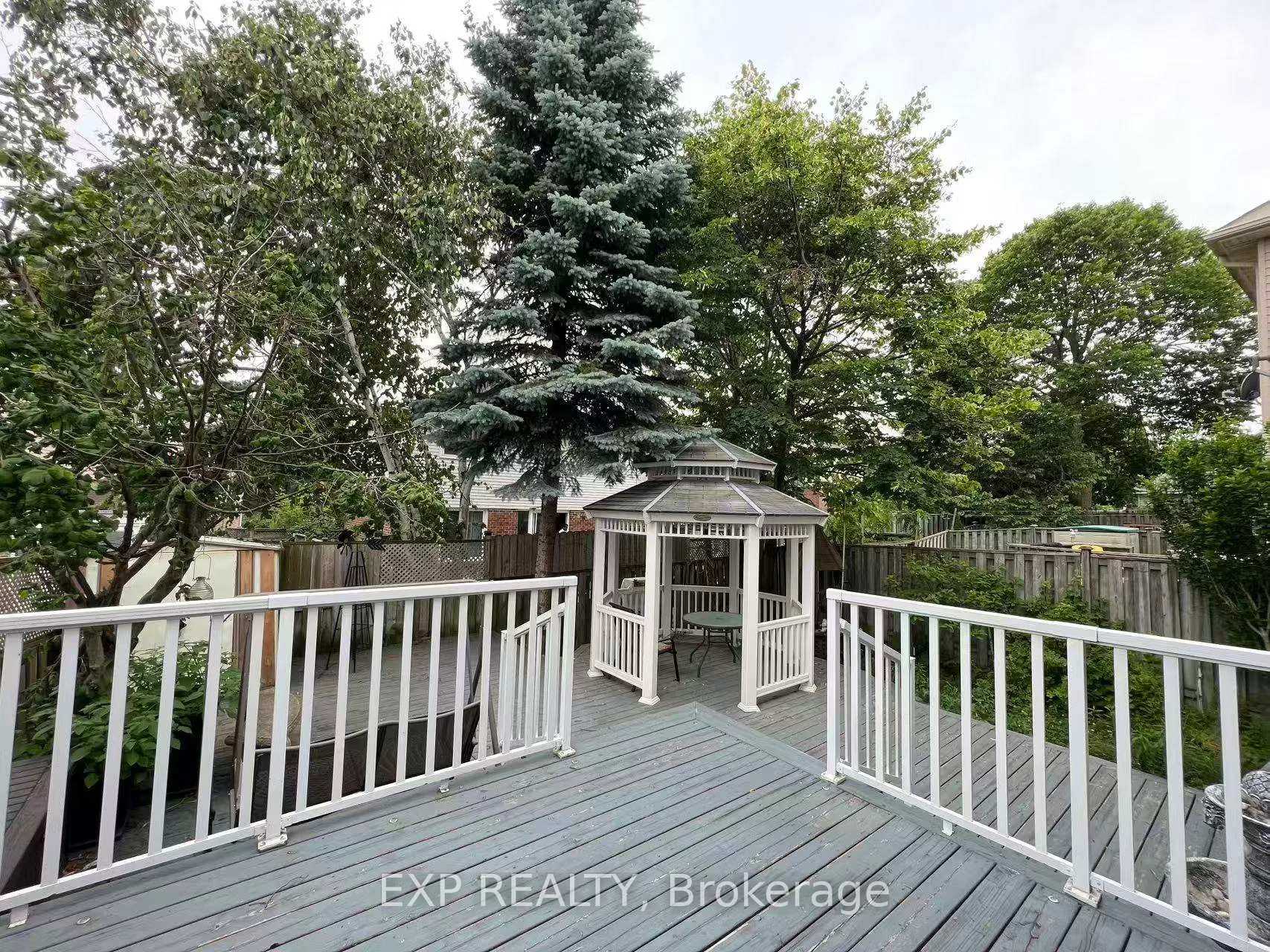 Photo 6 of Unit 2nd B, 1009 Meadowridge Crescent, Pickering, Liverpool — HOMEH