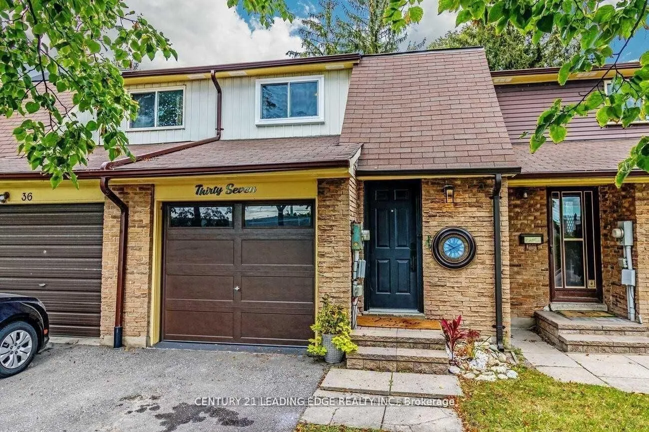 Front of Unit 37, 925 Burns Street W