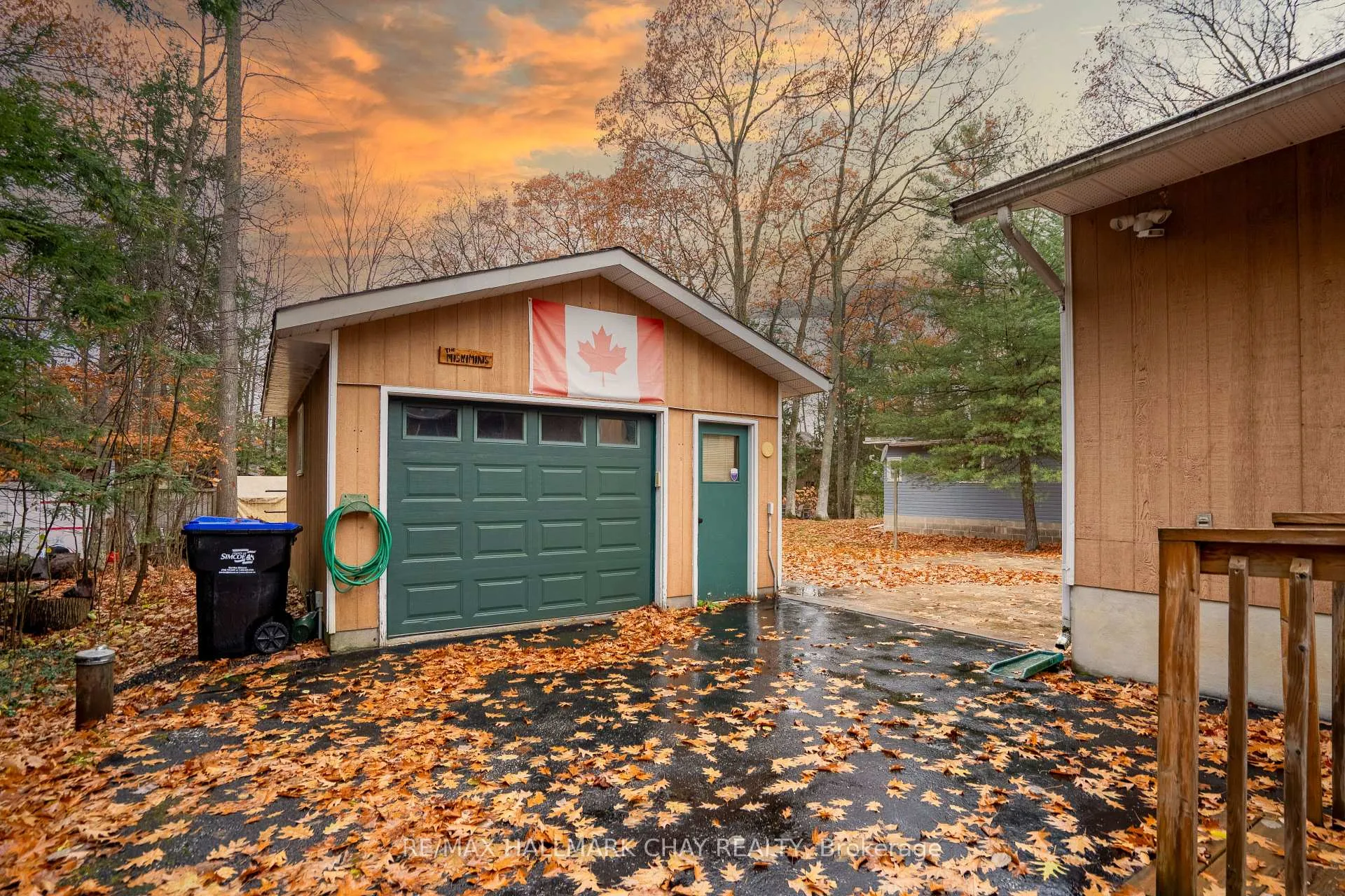 Photo 3 of 86 Oliver Drive, Tiny, Rural Tiny — HOMEH