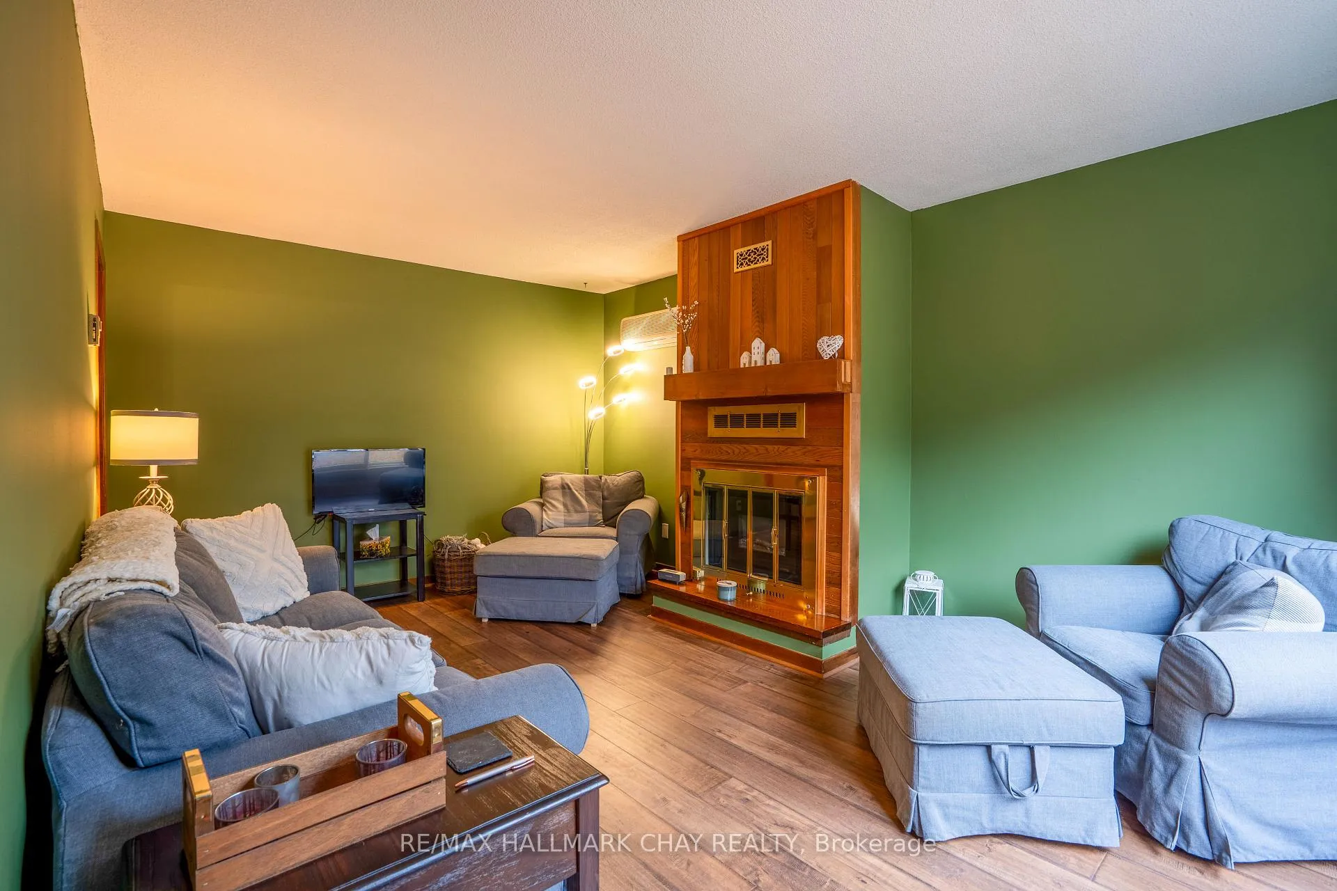 Photo 12 of 86 Oliver Drive, Tiny, Rural Tiny — HOMEH