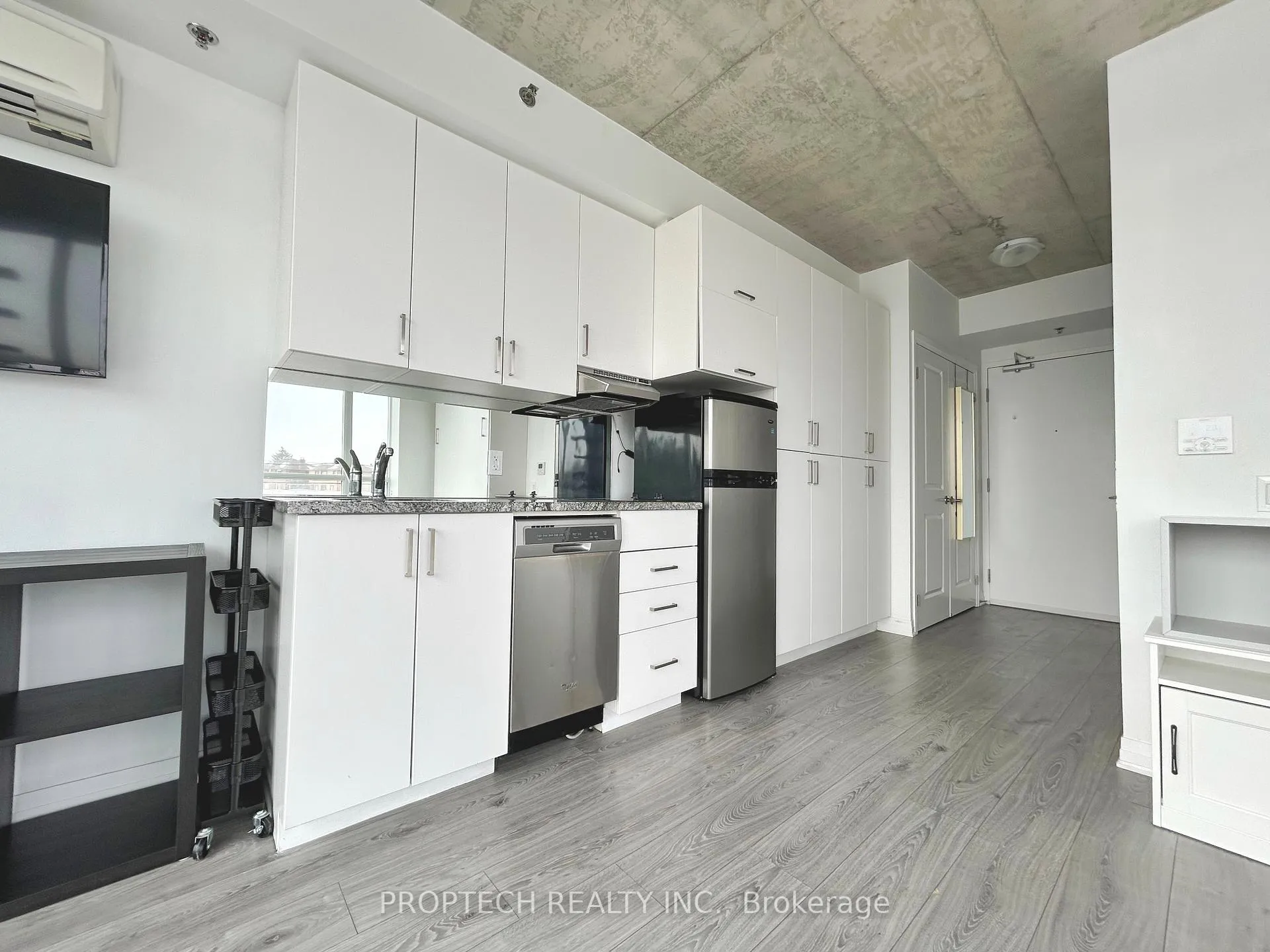 Photo 6 of Unit 232, 1900 Simcoe Street N, Oshawa, Samac — HOMEH