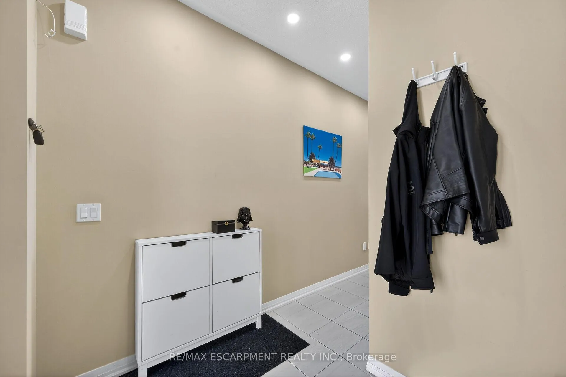 Photo 7 of 267 Provident Way, Hamilton, Mount Hope — HOMEH