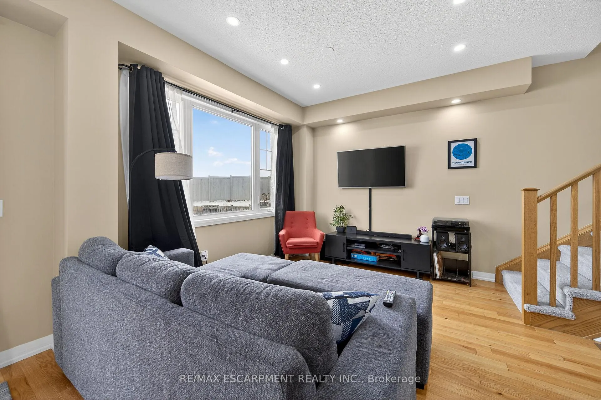 Photo 23 of 267 Provident Way, Hamilton, Mount Hope — HOMEH