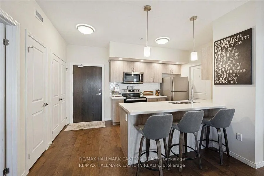Photo 3 of Unit #106, 340 Florence Drive, Peterborough, Monaghan Ward 2 — HOMEH