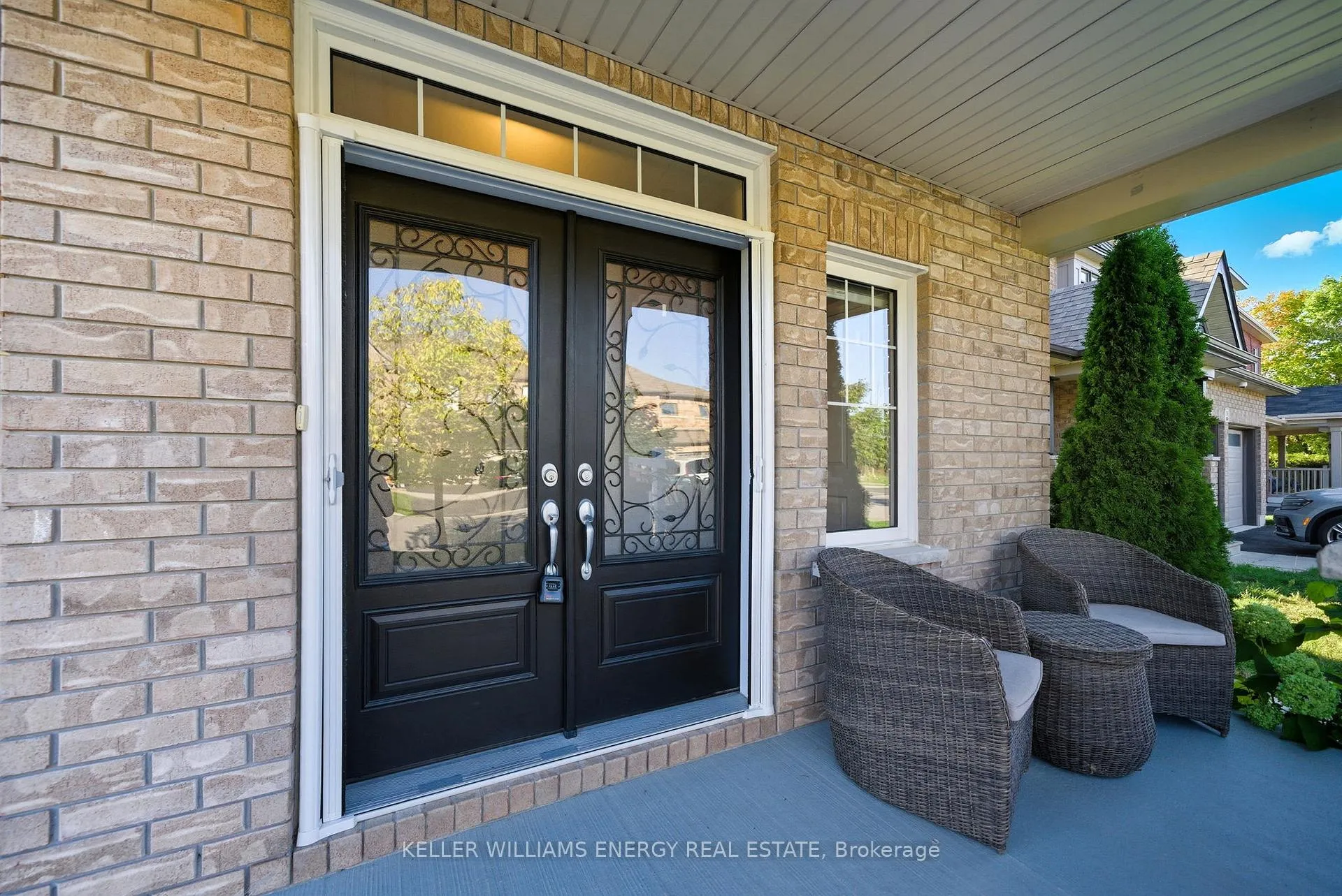 Photo 2 of 192 Varcoe Road, Clarington, Courtice — HOMEH