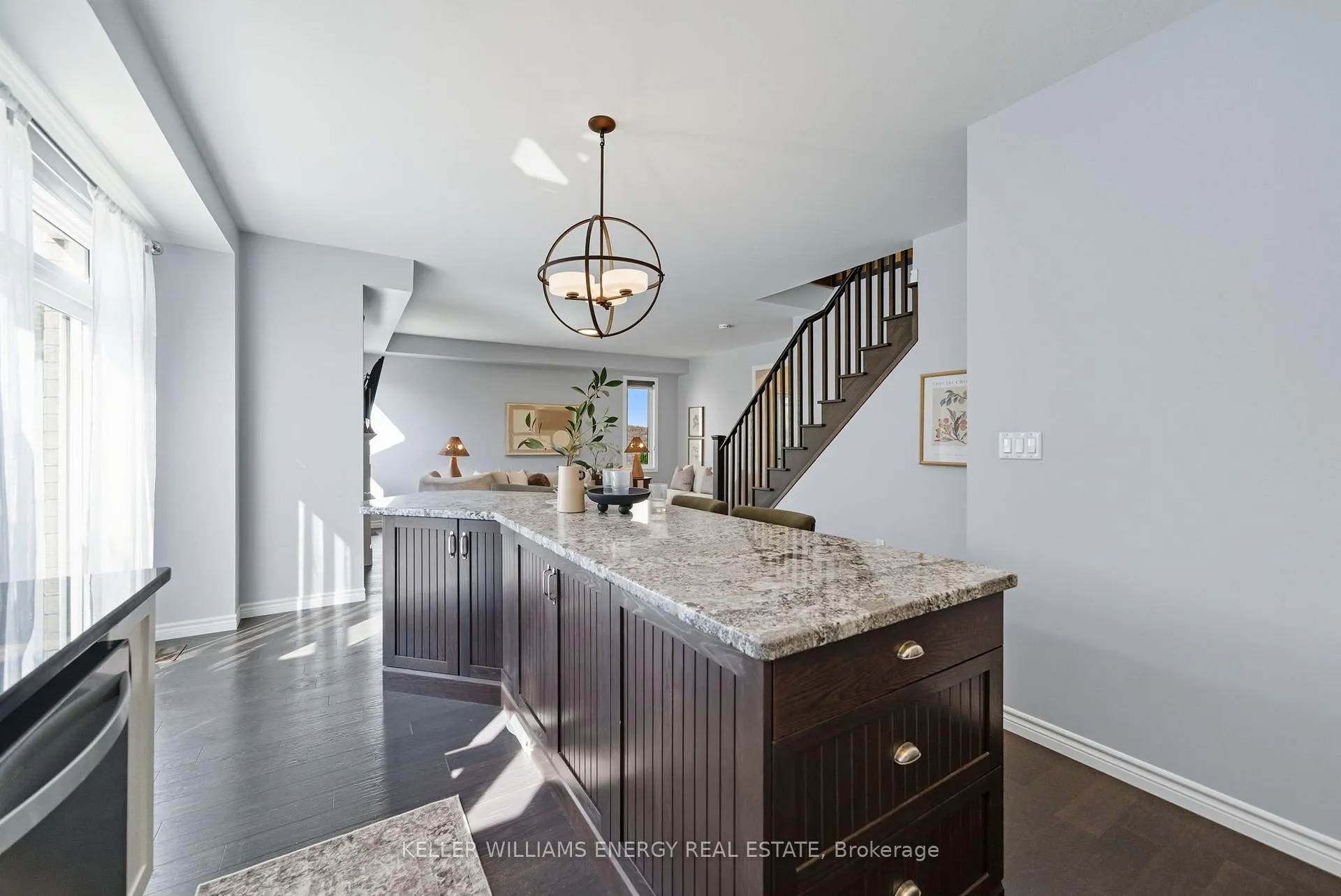 Photo 8 of 192 Varcoe Road, Clarington, Courtice — HOMEH