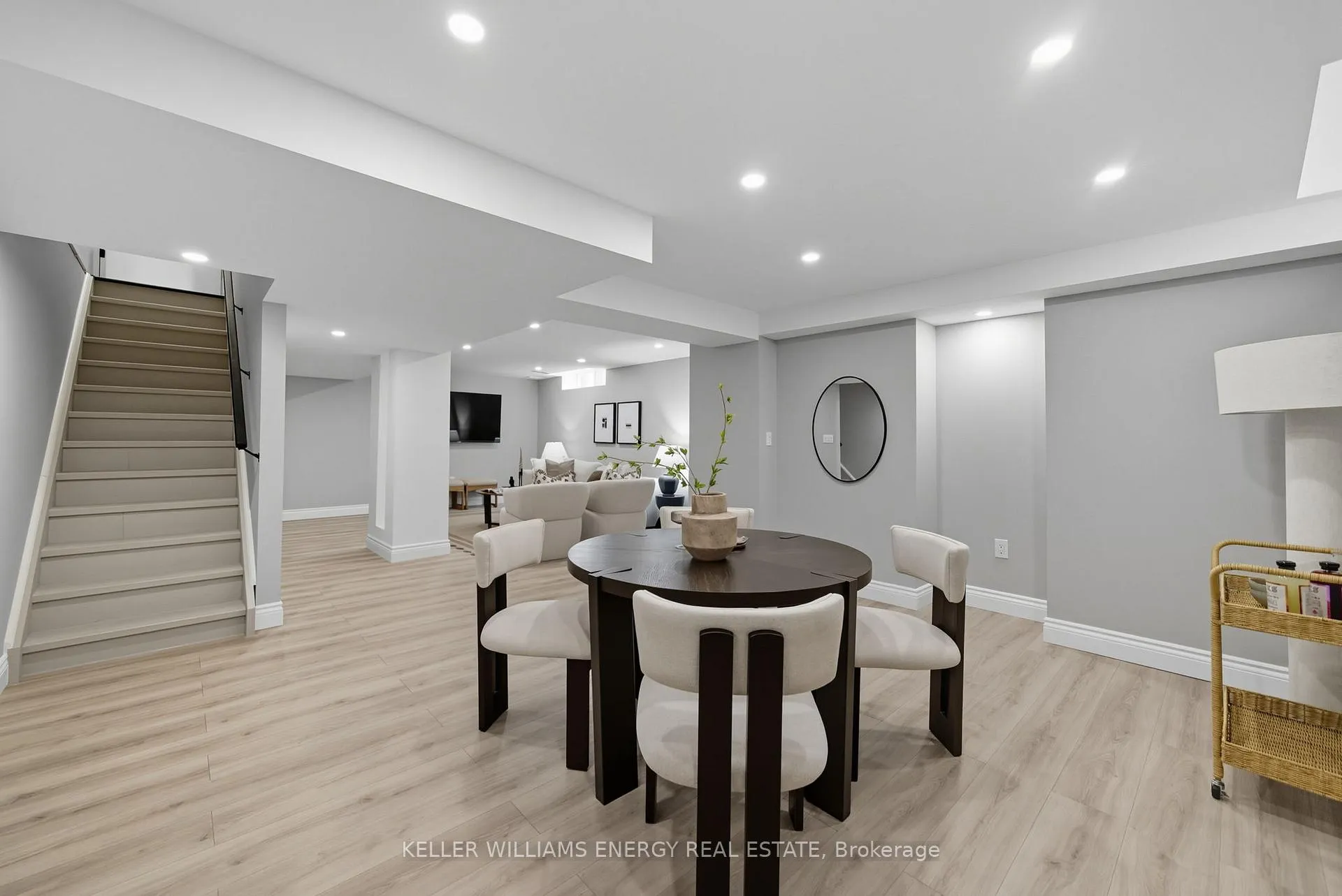Photo 33 of 192 Varcoe Road, Clarington, Courtice — HOMEH