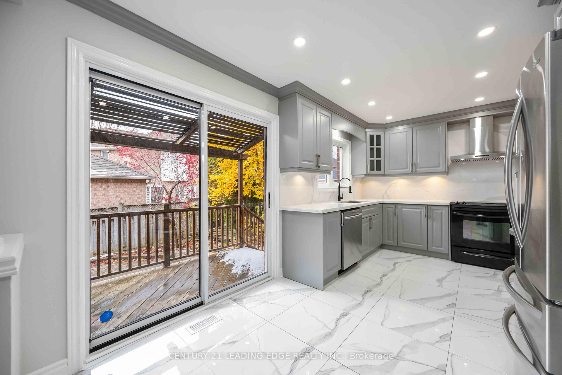 Photo 14 of 4 Primrose Path Crescent, Markham, Legacy — HOMEH