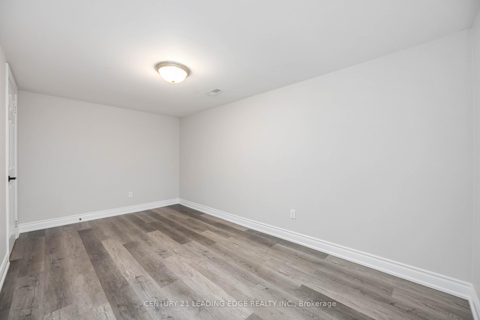 Photo 31 of 4 Primrose Path Crescent, Markham, Legacy — HOMEH