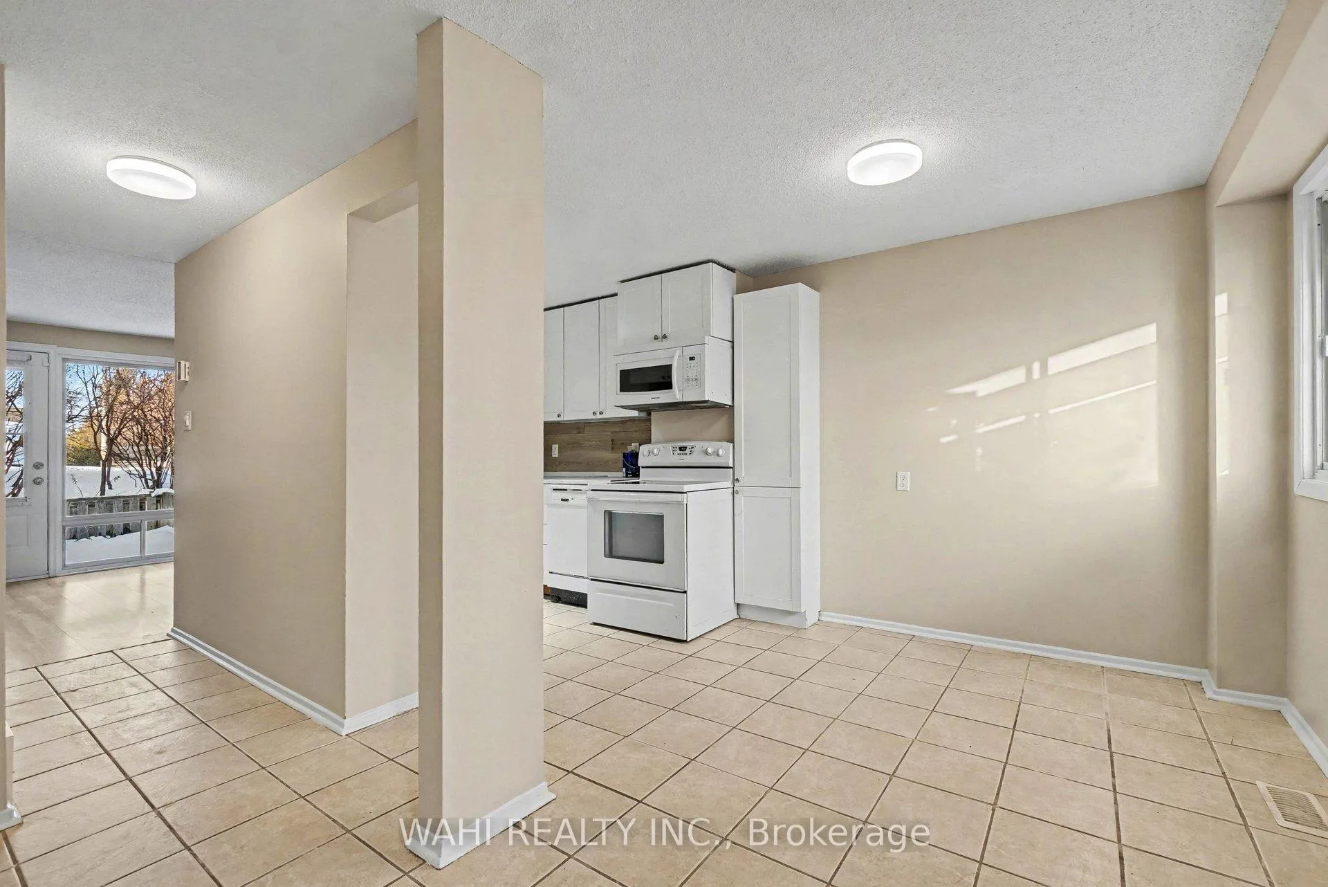 Photo 8 of Unit K, 53 Sumac Street, Ottawa, Beacon Hill South — HOMEH