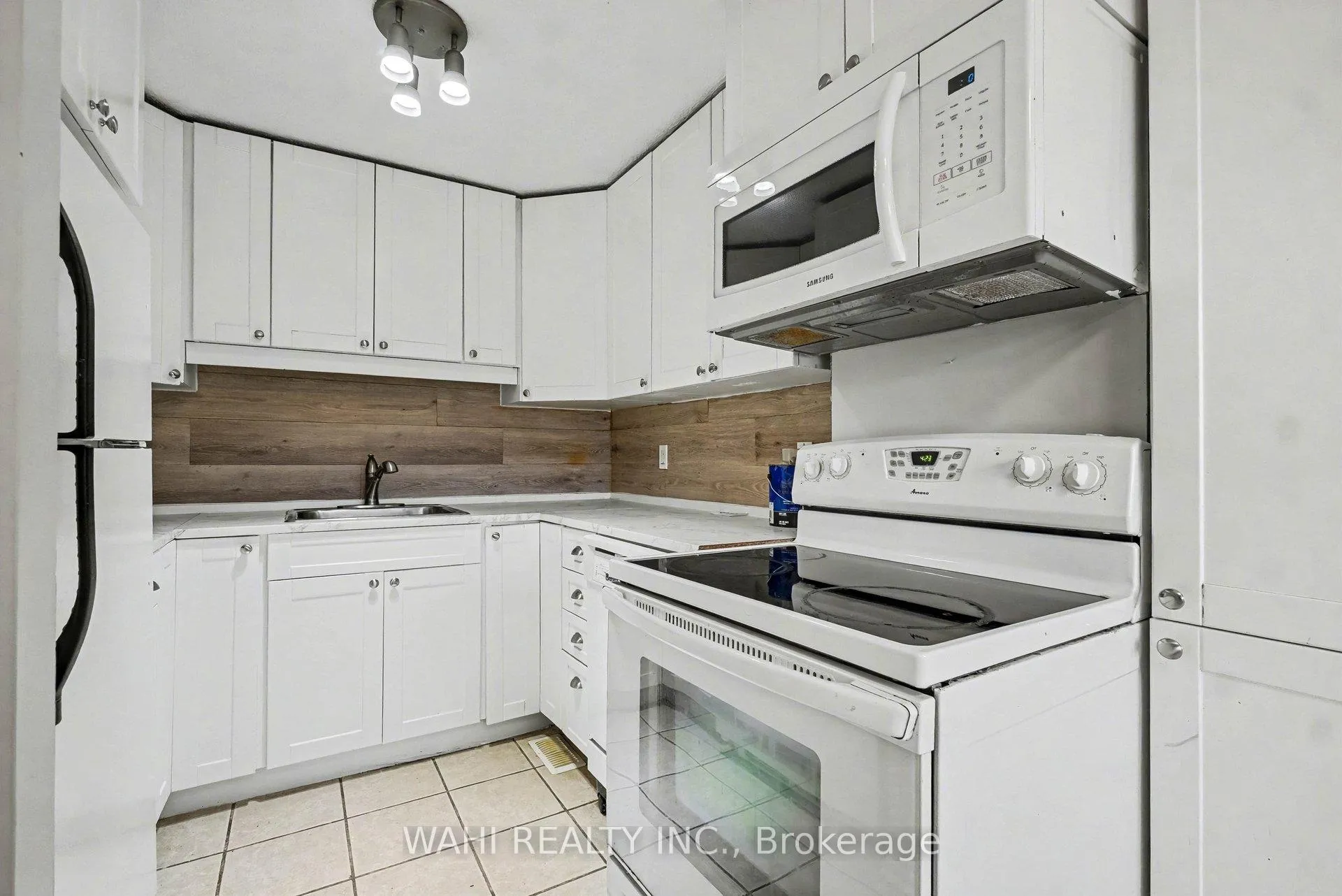 Photo 9 of Unit K, 53 Sumac Street, Ottawa, Beacon Hill South — HOMEH