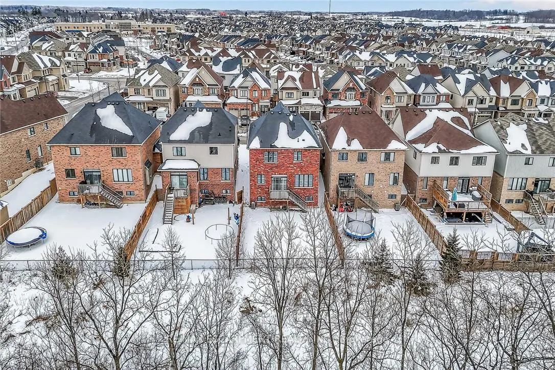 Photo 48 of 17 Larry Crescent, Haldimand — HOMEH