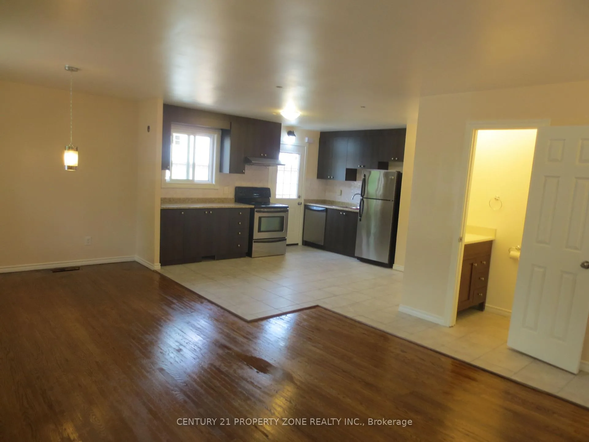 Photo 3 of 83 Sutherland Avenue, Brampton, Madoc — HOMEH