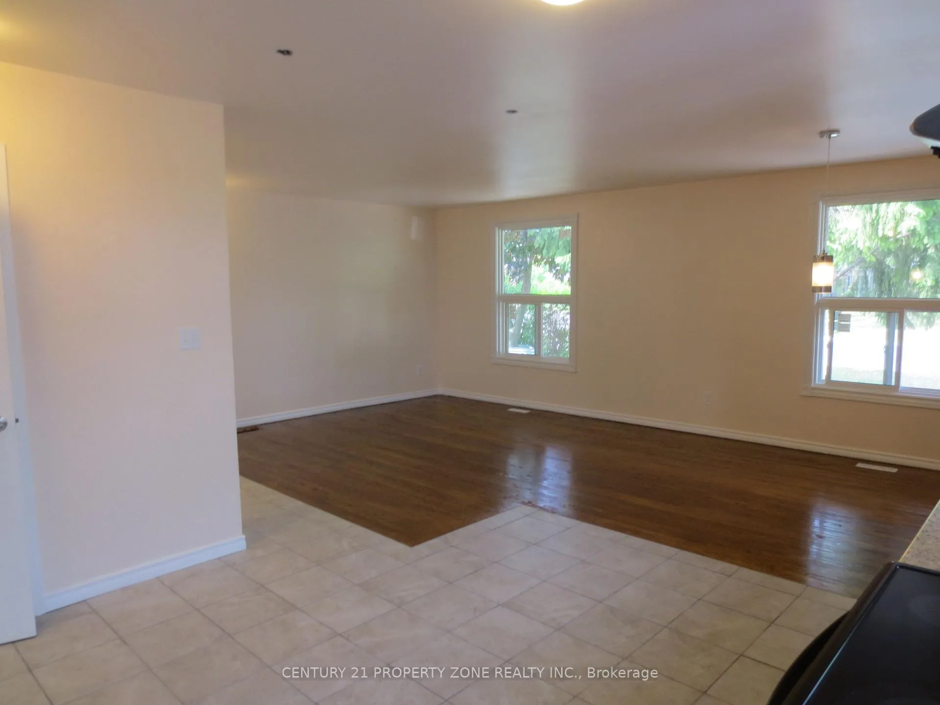 Photo 9 of 83 Sutherland Avenue, Brampton, Madoc — HOMEH