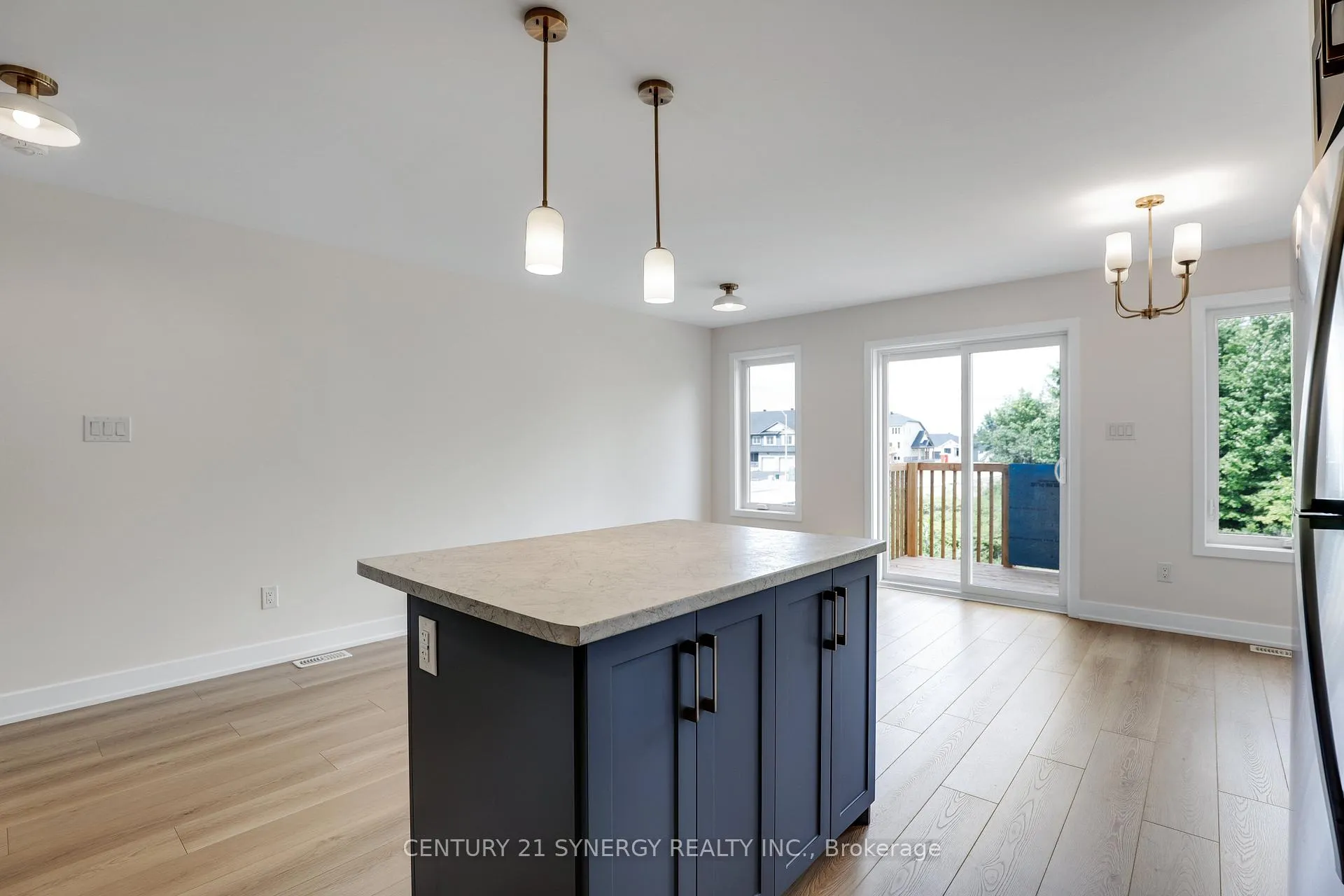 Photo 8 of 91 Staples Boulevard, Smiths Falls — HOMEH