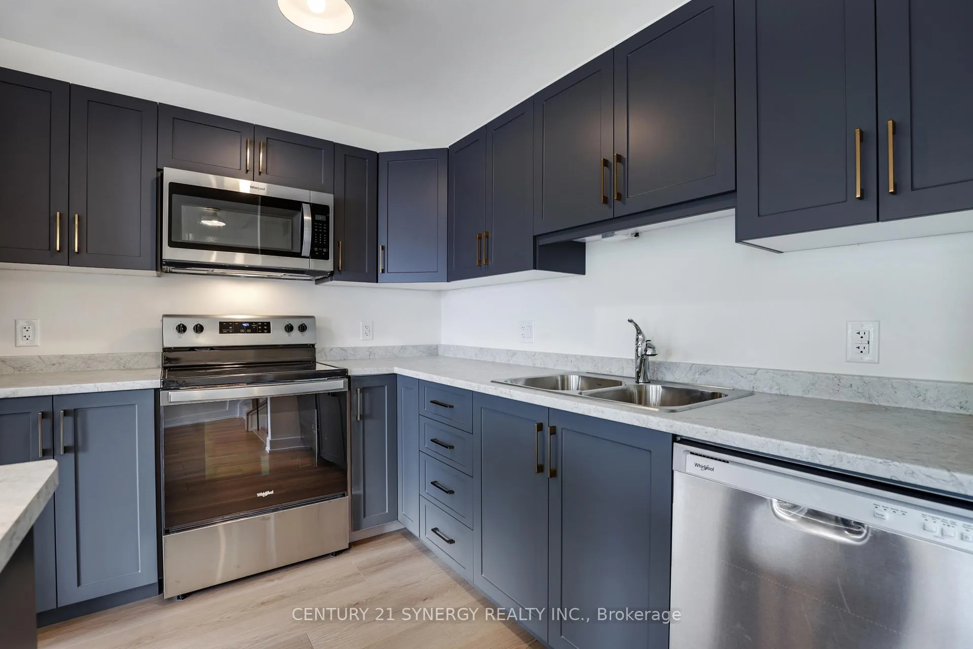 Photo 10 of 91 Staples Boulevard, Smiths Falls — HOMEH