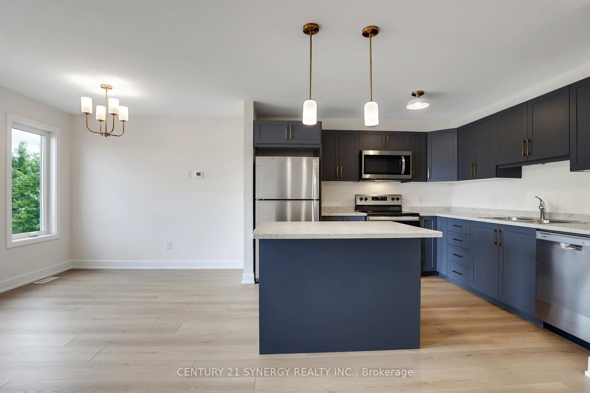 Photo 11 of 91 Staples Boulevard, Smiths Falls — HOMEH