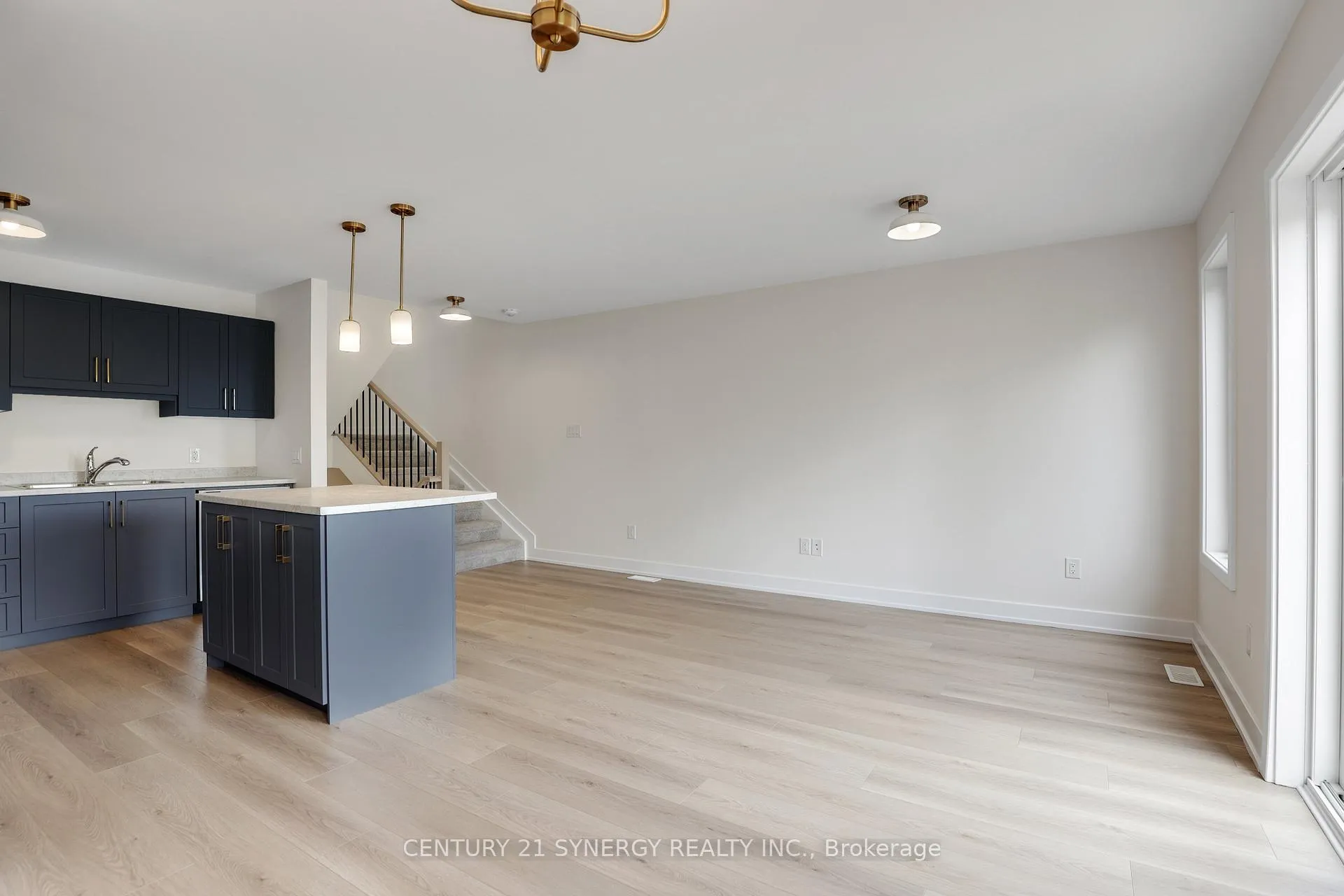 Photo 13 of 91 Staples Boulevard, Smiths Falls — HOMEH