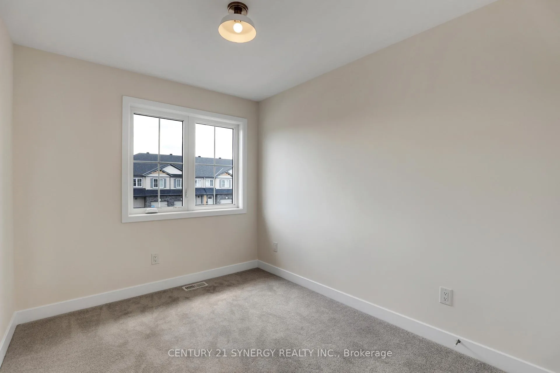Photo 20 of 91 Staples Boulevard, Smiths Falls — HOMEH