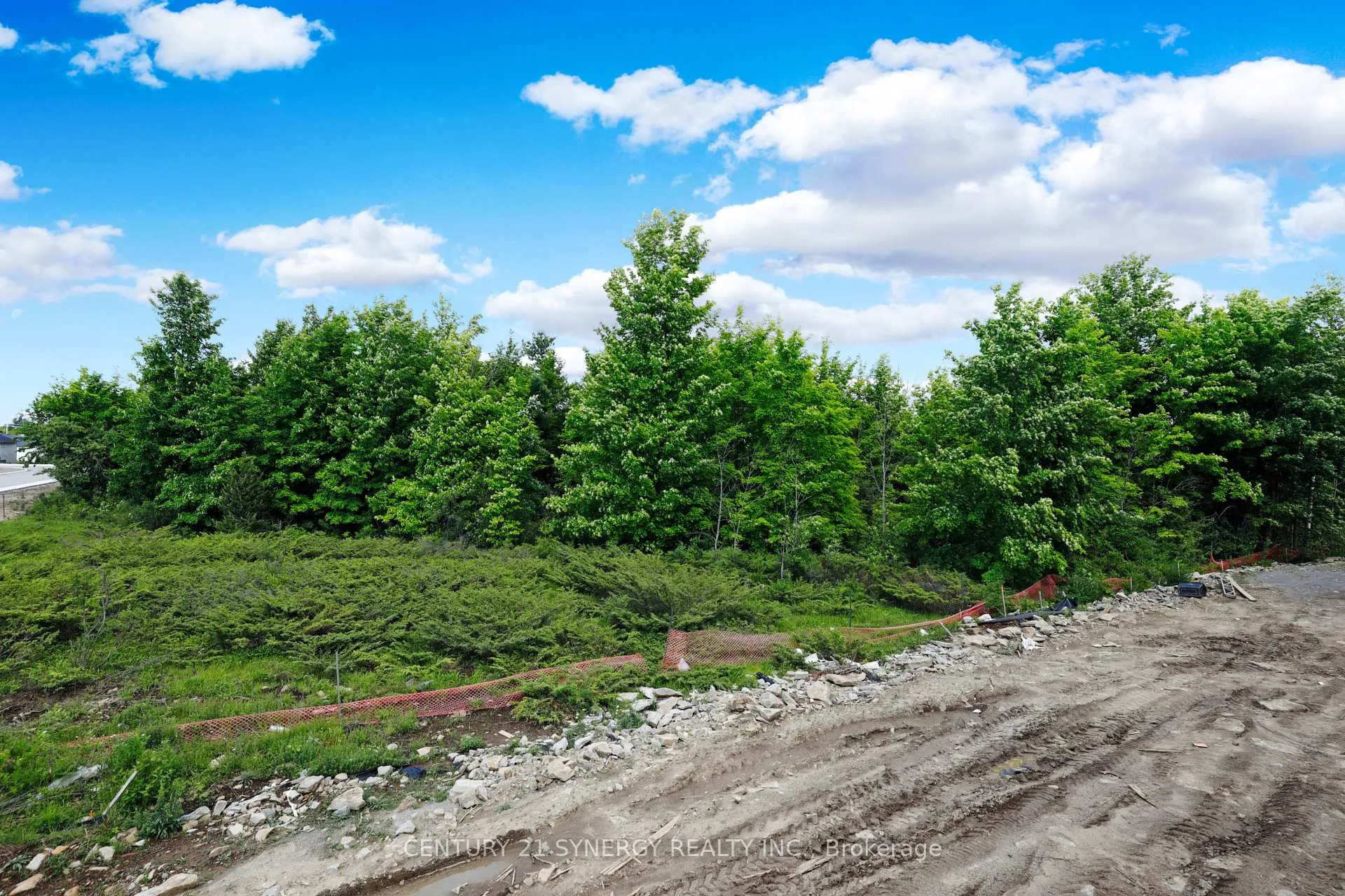 Photo 28 of 91 Staples Boulevard, Smiths Falls — HOMEH