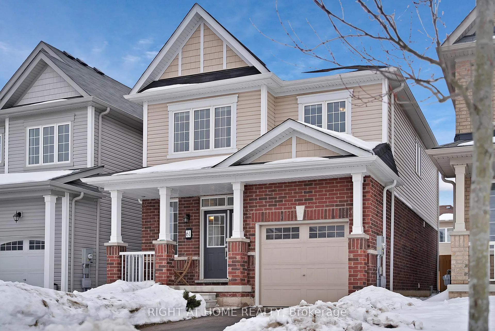 Photo 2 of 61 Alexandra Drive, Thorold, Hurricane/Merrittville — HOMEH