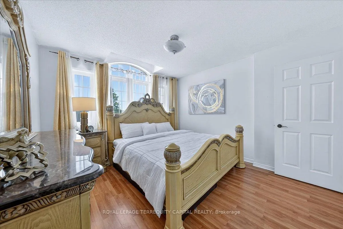 Photo 28 of 200 Yellowood Circle, Vaughan, Maple — HOMEH
