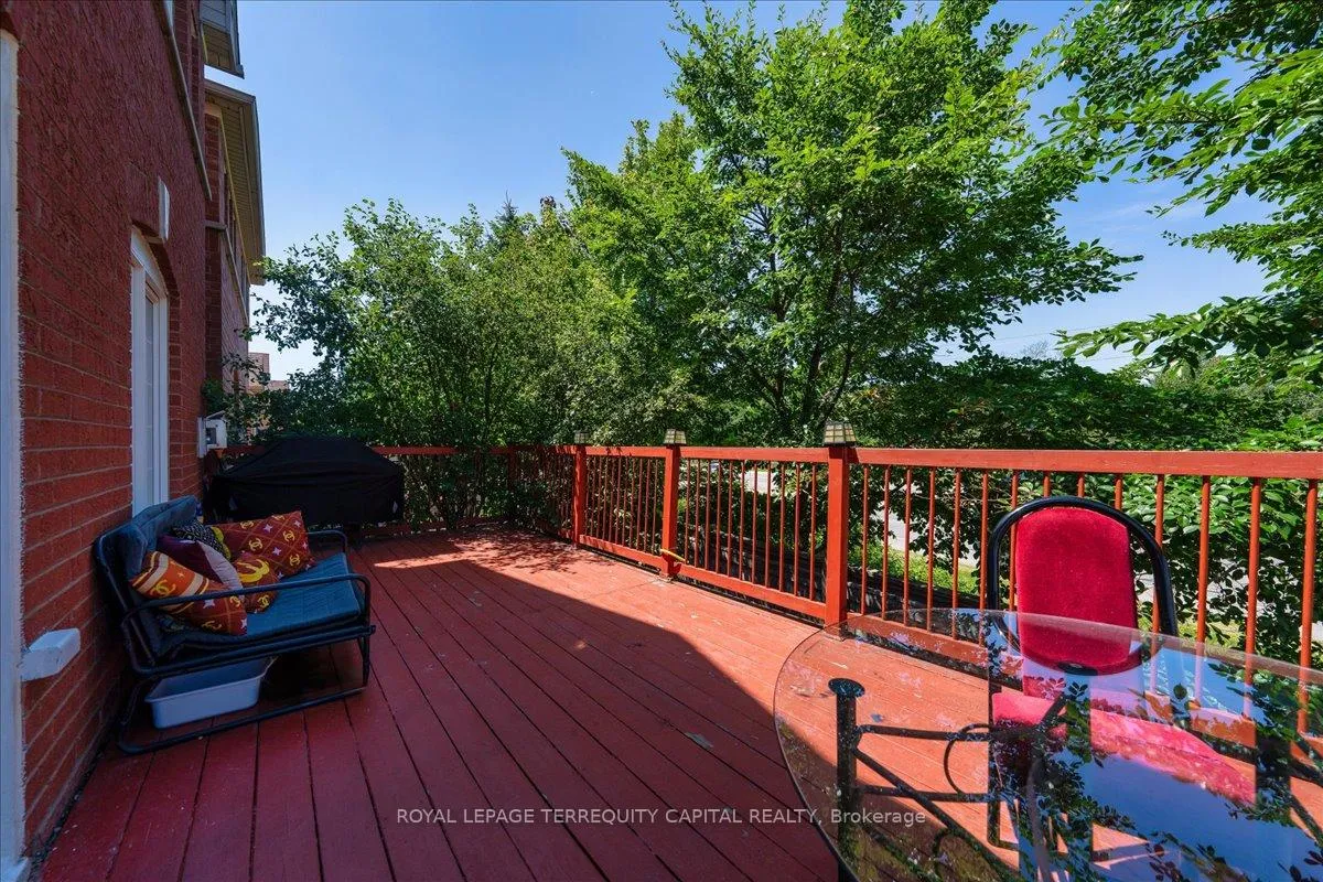 Photo 46 of 200 Yellowood Circle, Vaughan, Maple — HOMEH