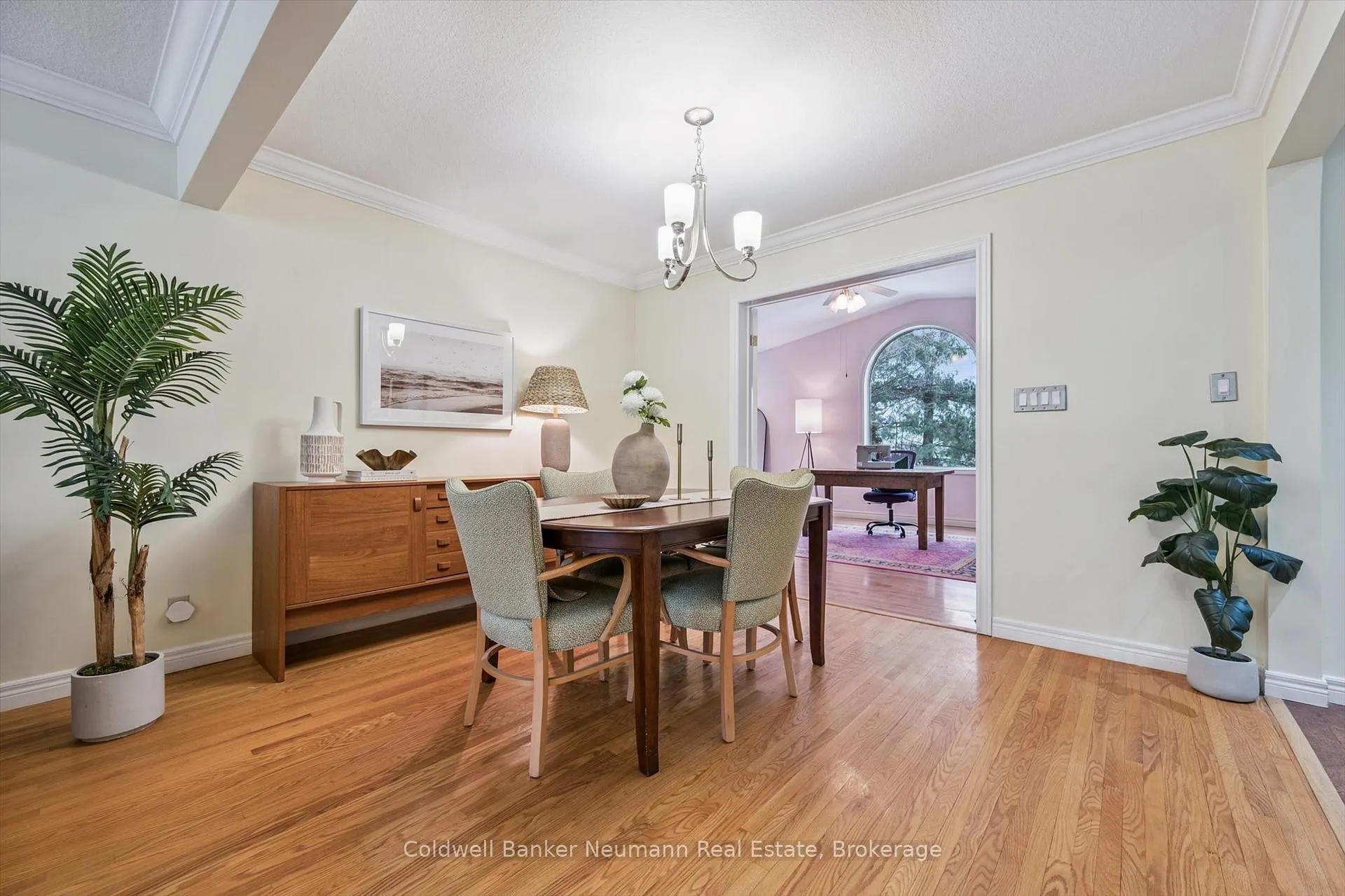 Photo 6 of 21 Oriole Crescent, Guelph, Dovercliffe Park/Old University — HOMEH