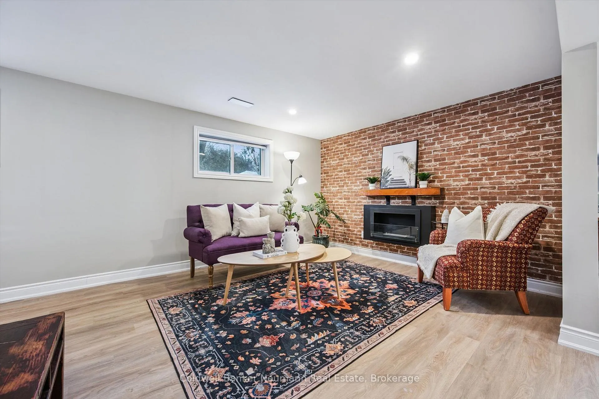 Photo 25 of 21 Oriole Crescent, Guelph, Dovercliffe Park/Old University — HOMEH