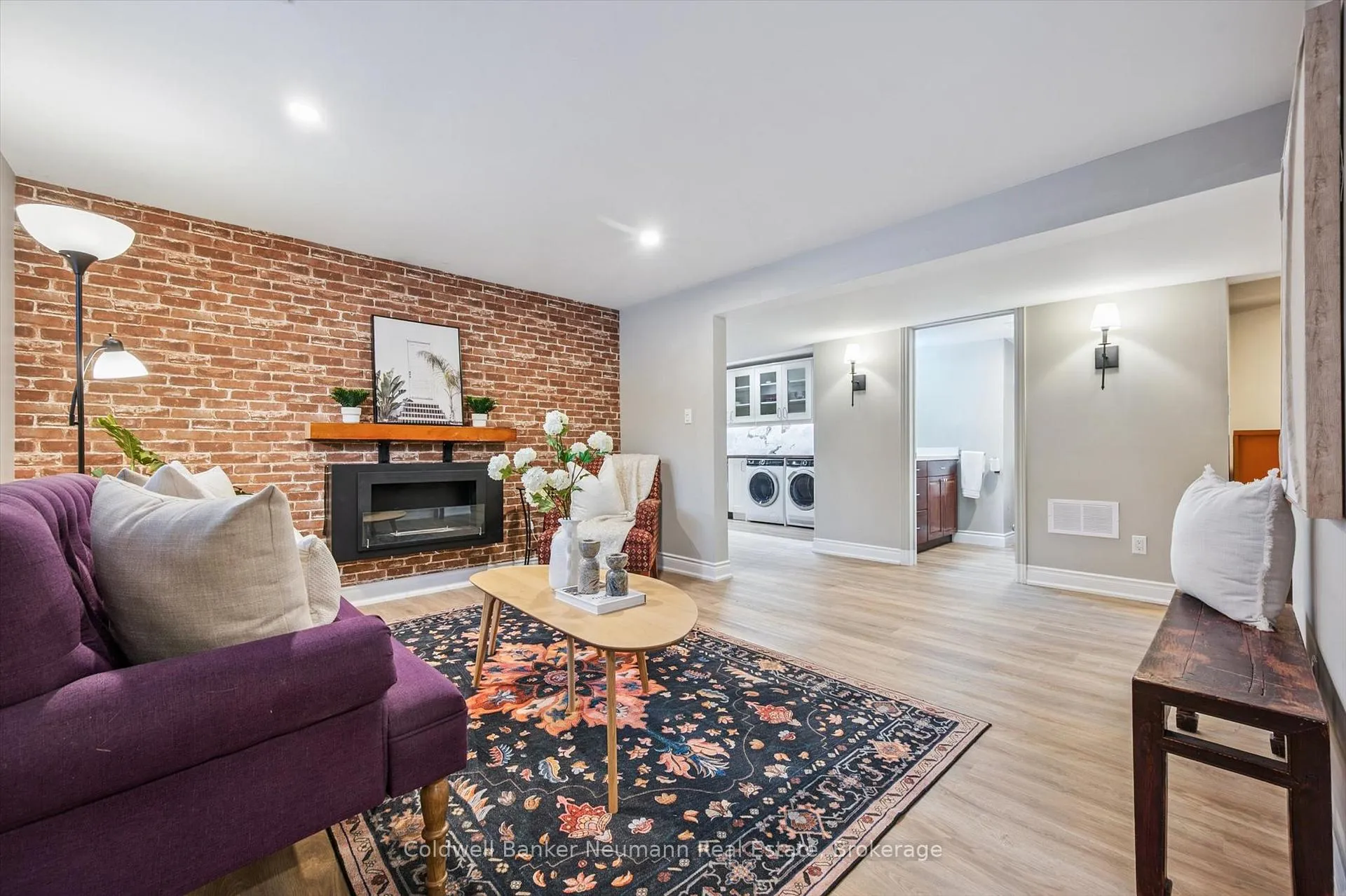 Photo 26 of 21 Oriole Crescent, Guelph, Dovercliffe Park/Old University — HOMEH