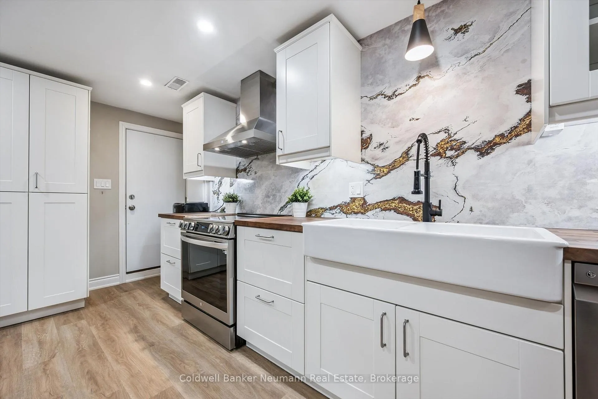 Photo 30 of 21 Oriole Crescent, Guelph, Dovercliffe Park/Old University — HOMEH