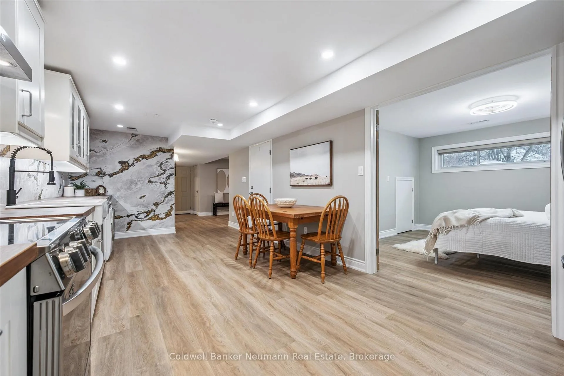 Photo 31 of 21 Oriole Crescent, Guelph, Dovercliffe Park/Old University — HOMEH
