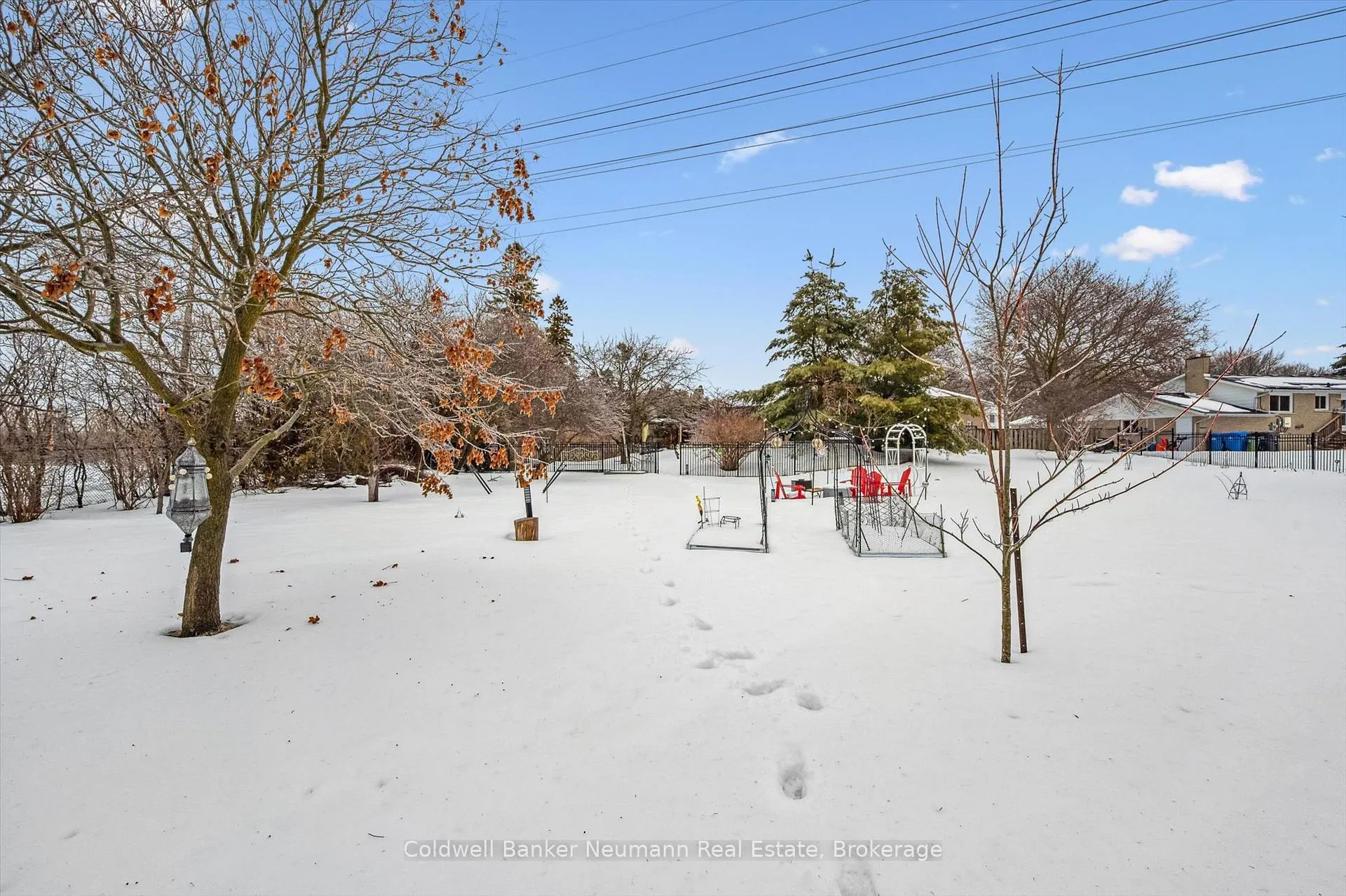 Photo 43 of 21 Oriole Crescent, Guelph, Dovercliffe Park/Old University — HOMEH