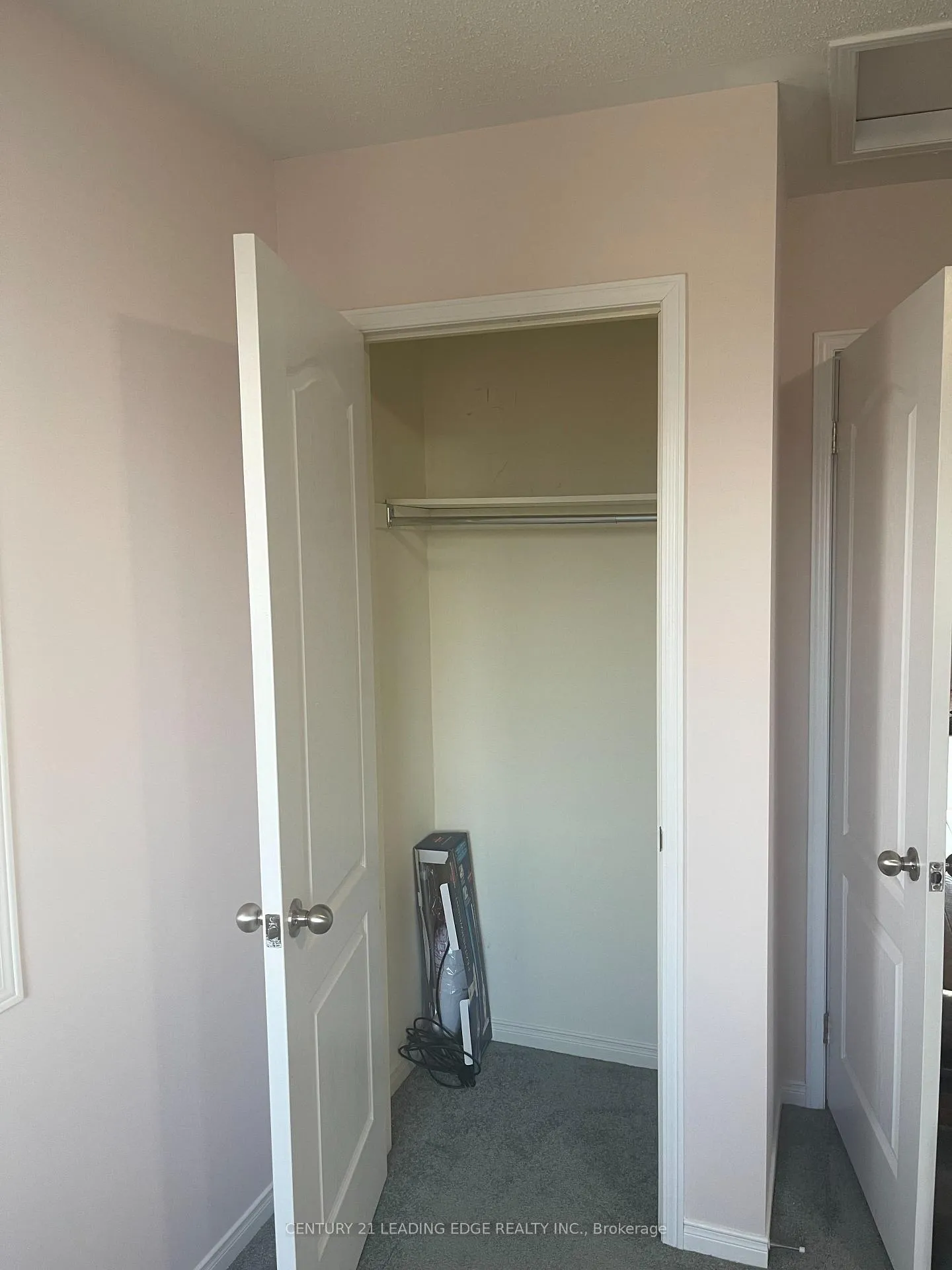 Photo 3 of Unit 2nd Bdrm, 28 Burtonbury Lane, Ajax, Northeast Ajax — HOMEH