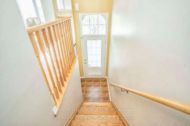 Photo 5 of Unit 2nd Bdrm, 28 Burtonbury Lane, Ajax, Northeast Ajax — HOMEH
