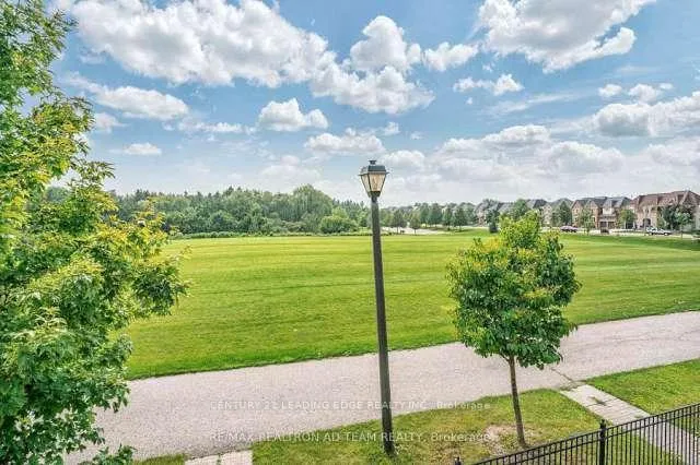 Photo 8 of Unit 2nd Bdrm, 28 Burtonbury Lane, Ajax, Northeast Ajax — HOMEH