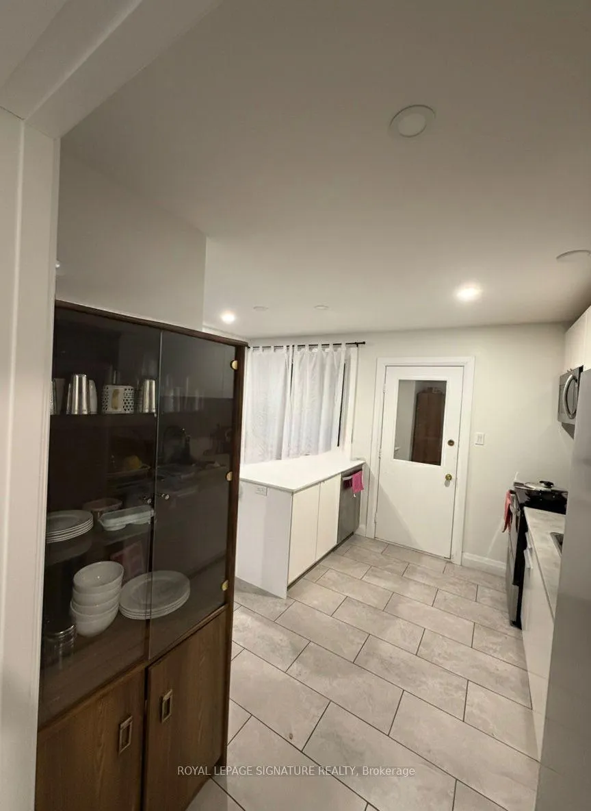 Photo 3 of 44 Oren Boulevard, Barrie, Sunnidale — HOMEH