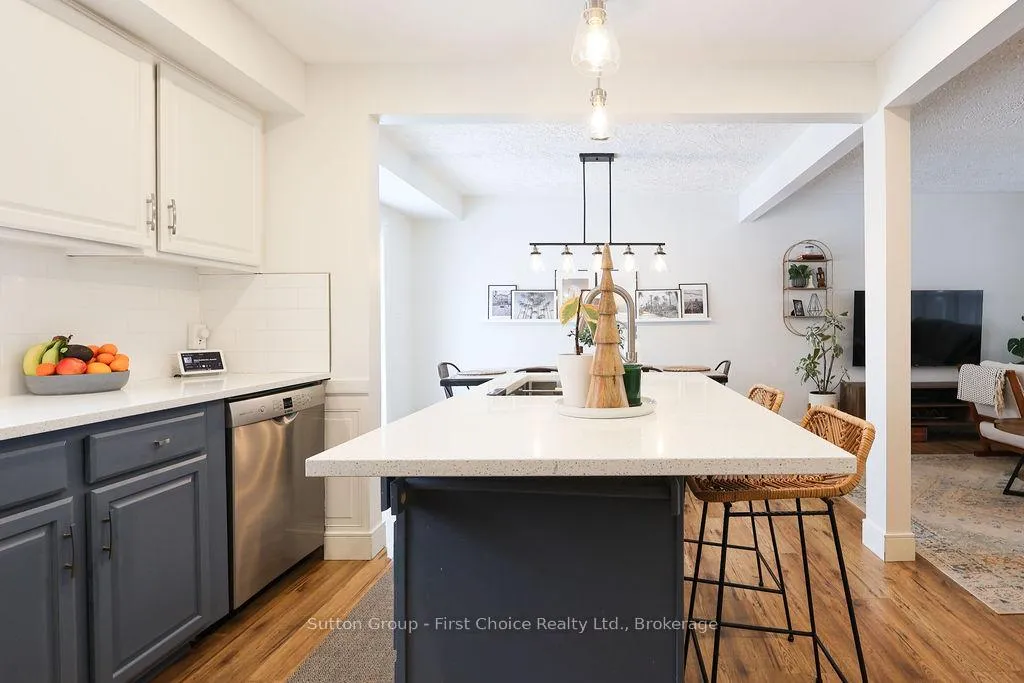 Photo 13 of 151 Bedford Drive, Stratford — HOMEH