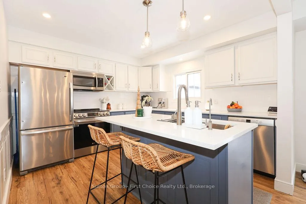 Photo 18 of 151 Bedford Drive, Stratford — HOMEH