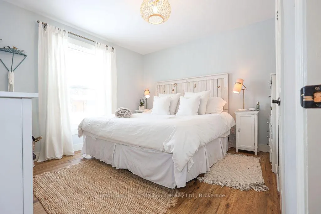 Photo 19 of 151 Bedford Drive, Stratford — HOMEH