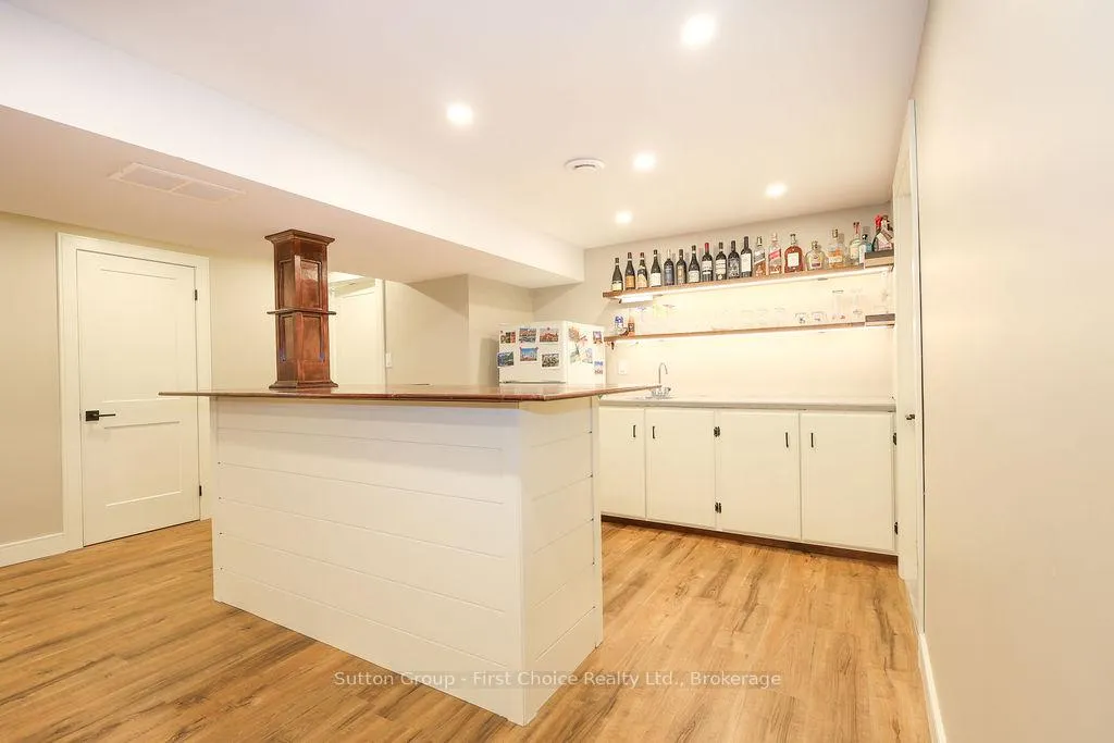 Photo 32 of 151 Bedford Drive, Stratford — HOMEH