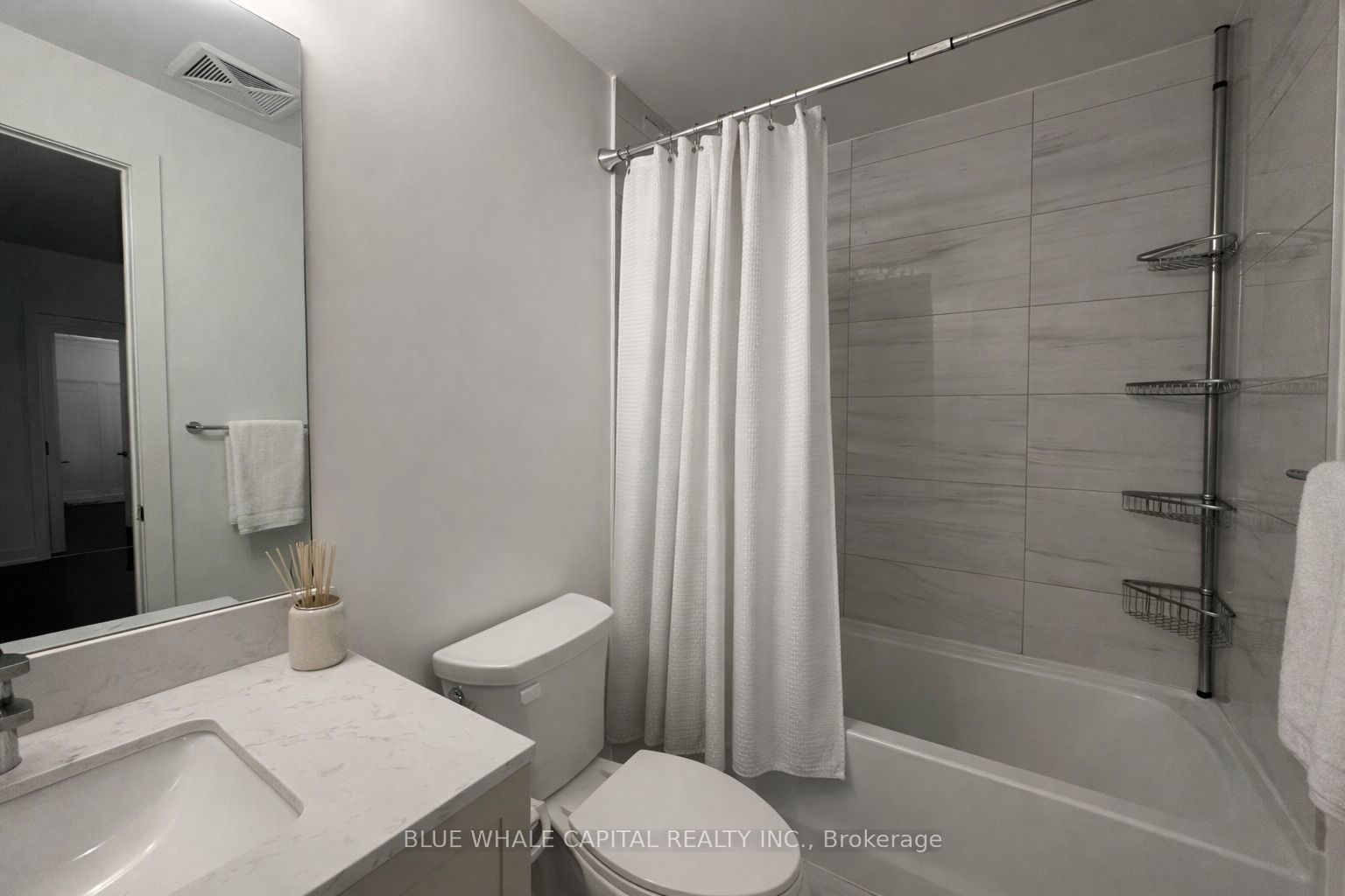 Photo 4 of Unit 203E, 278 Buchanan Drive, Markham, Unionville — HOMEH