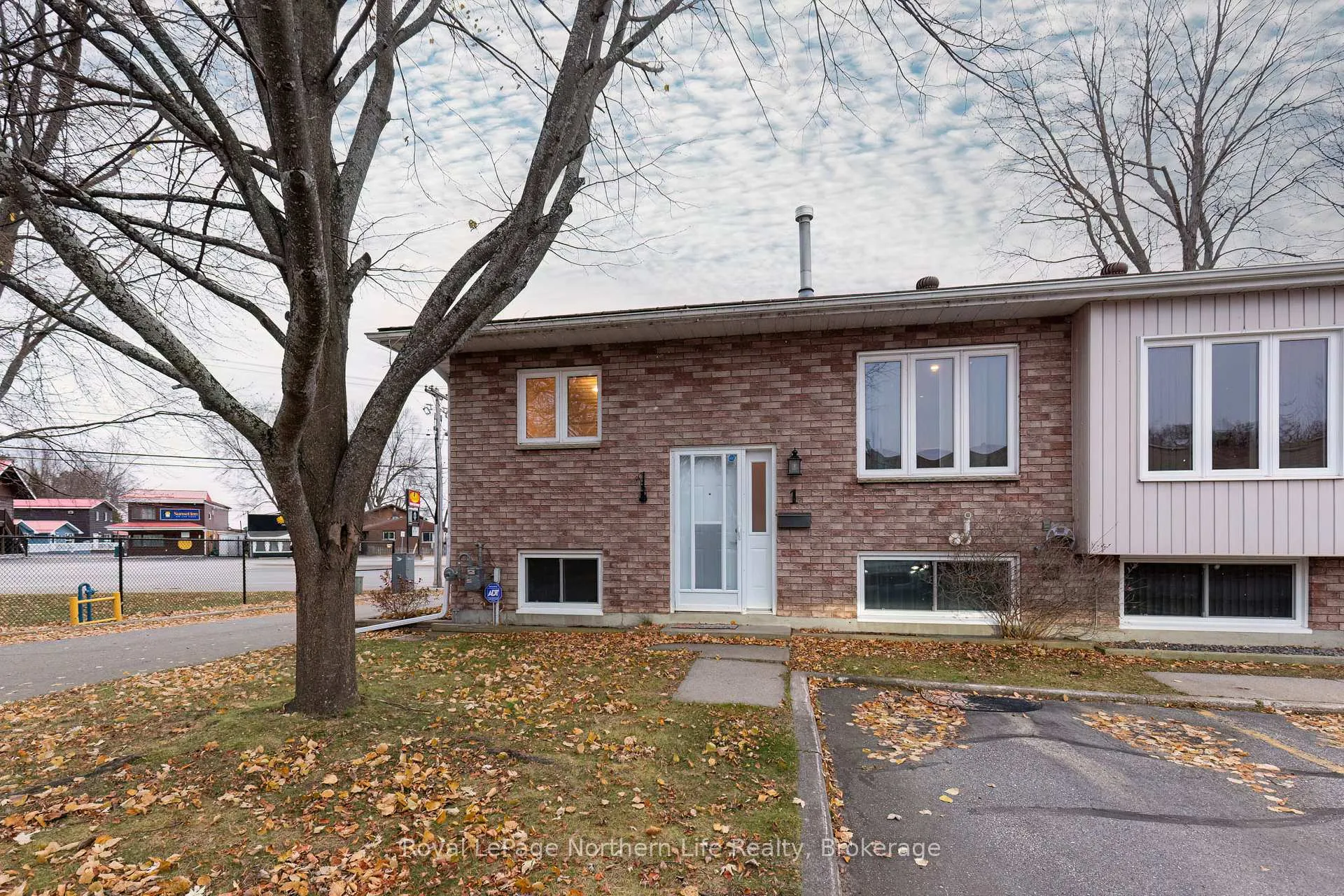 Photo 1 of Unit 1, 624 Lakeshore Drive, North Bay, Ferris — HOMEH