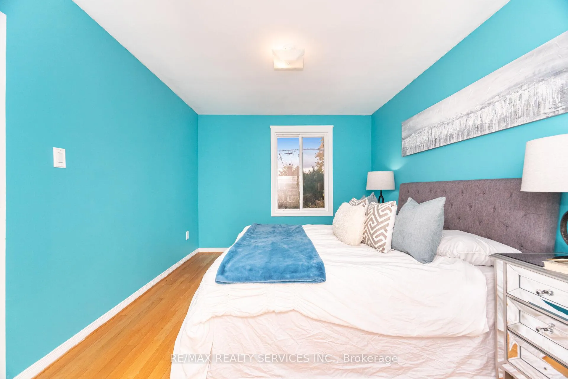 Photo 23 of 41 Kimbark Drive, Brampton, Northwood Park — HOMEH