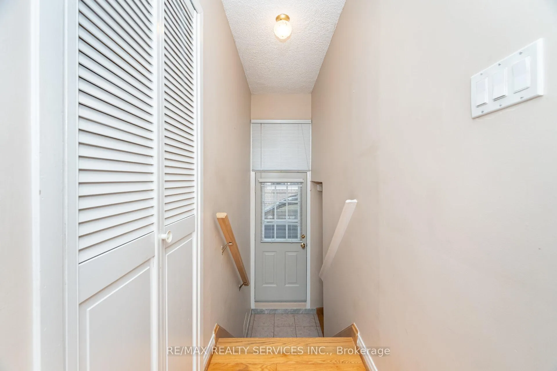 Photo 30 of 41 Kimbark Drive, Brampton, Northwood Park — HOMEH