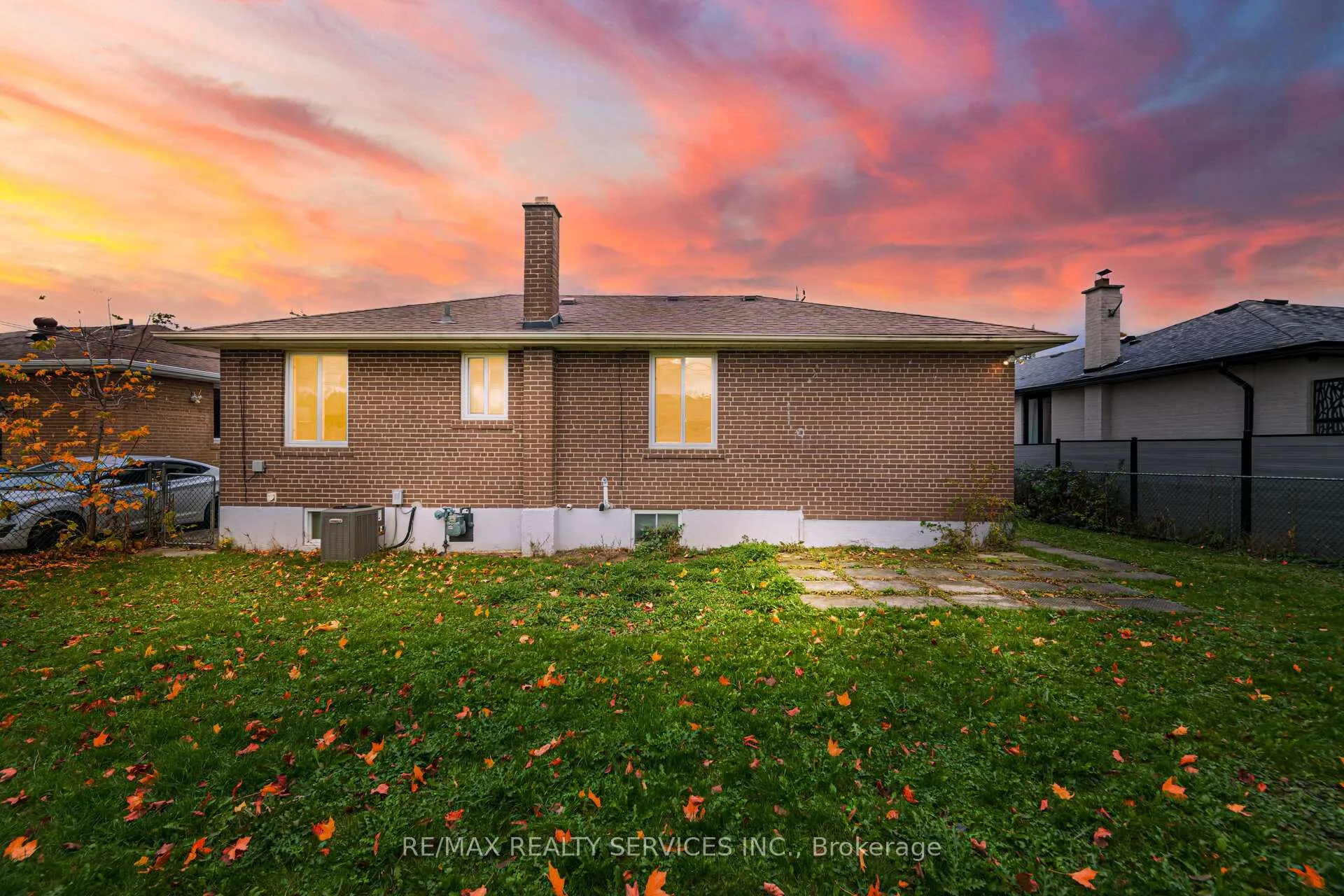 Photo 36 of 41 Kimbark Drive, Brampton, Northwood Park — HOMEH