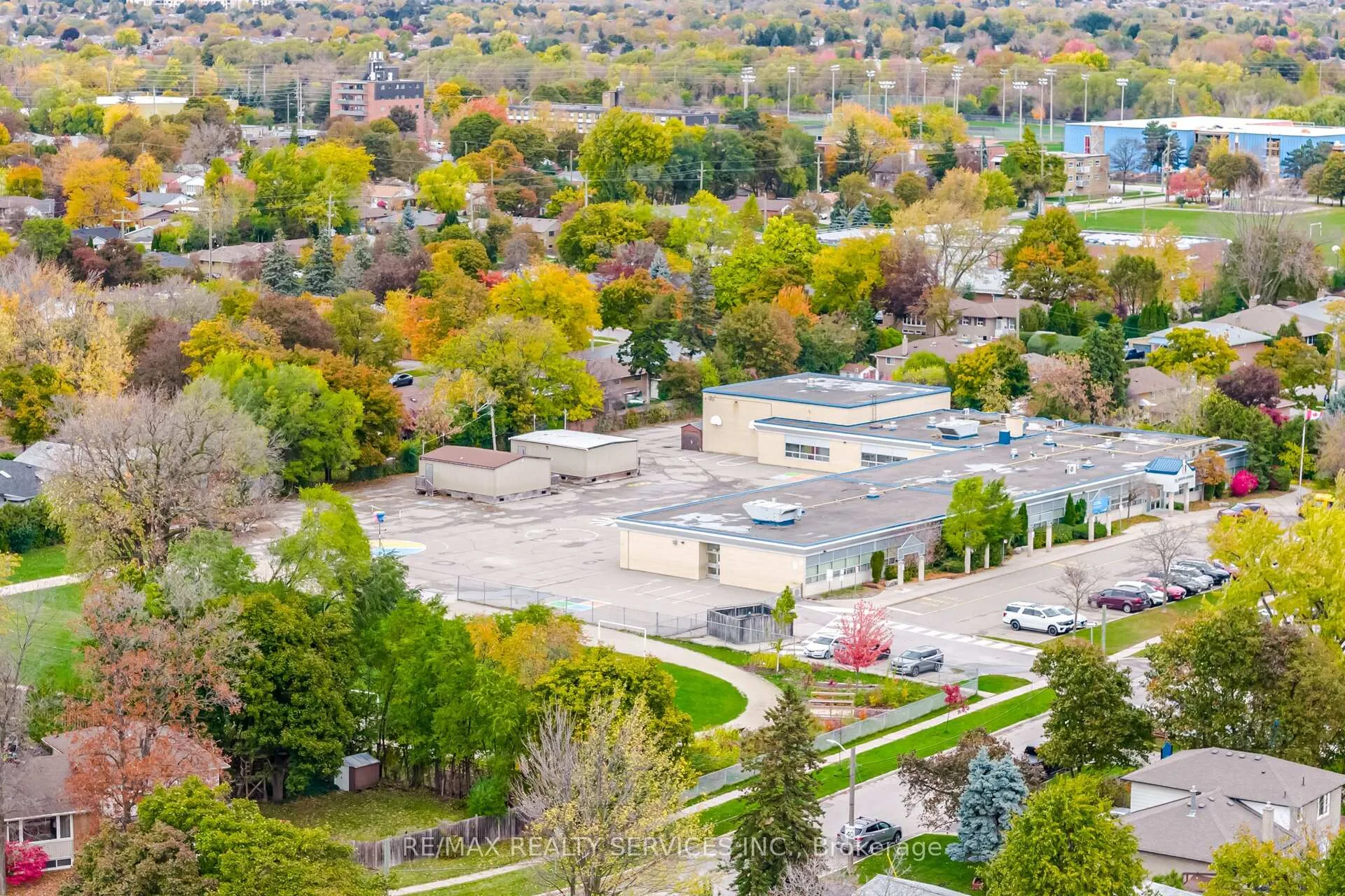 Photo 44 of 41 Kimbark Drive, Brampton, Northwood Park — HOMEH