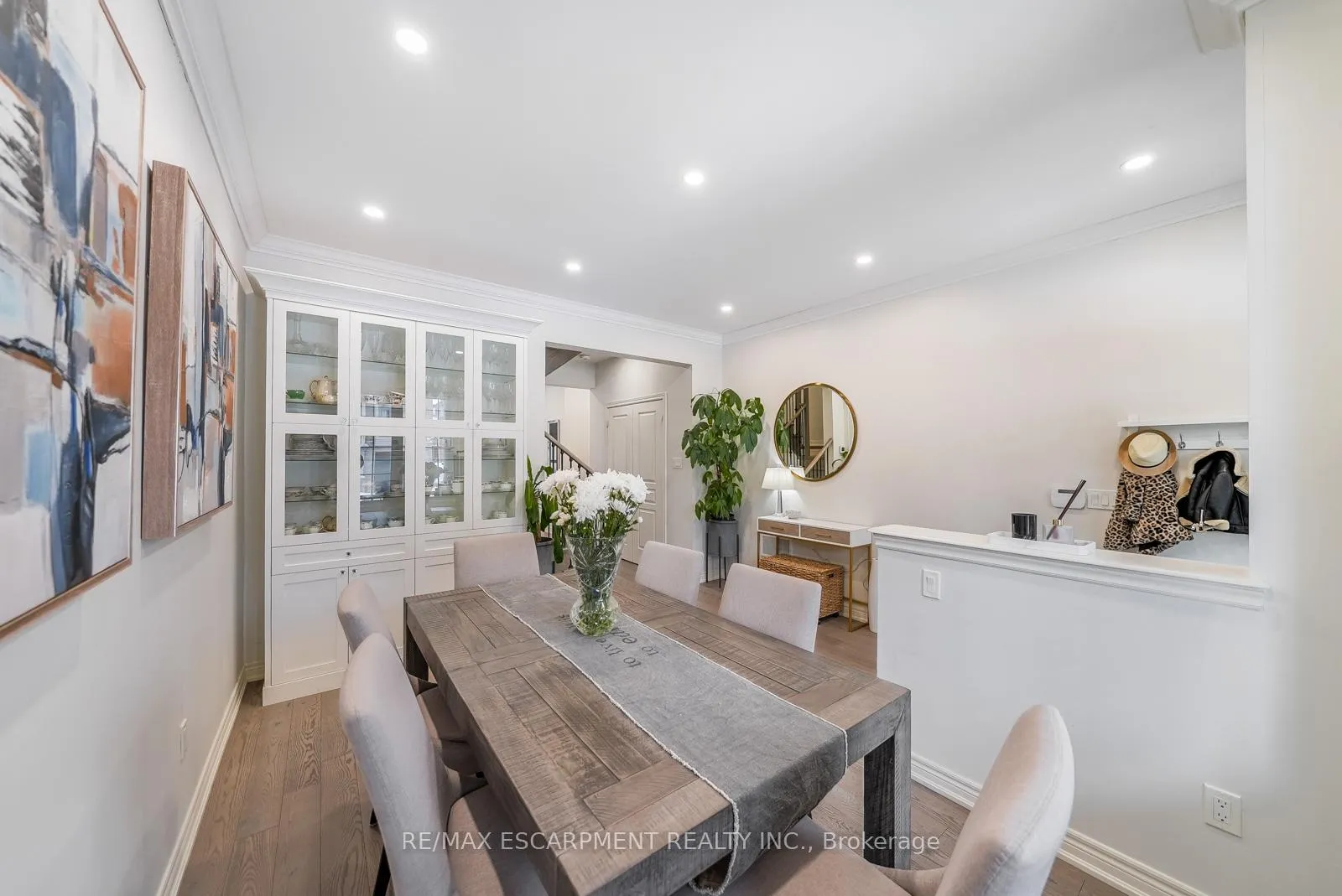 Photo 11 of 315 Humphrey Street, Hamilton, Waterdown — HOMEH