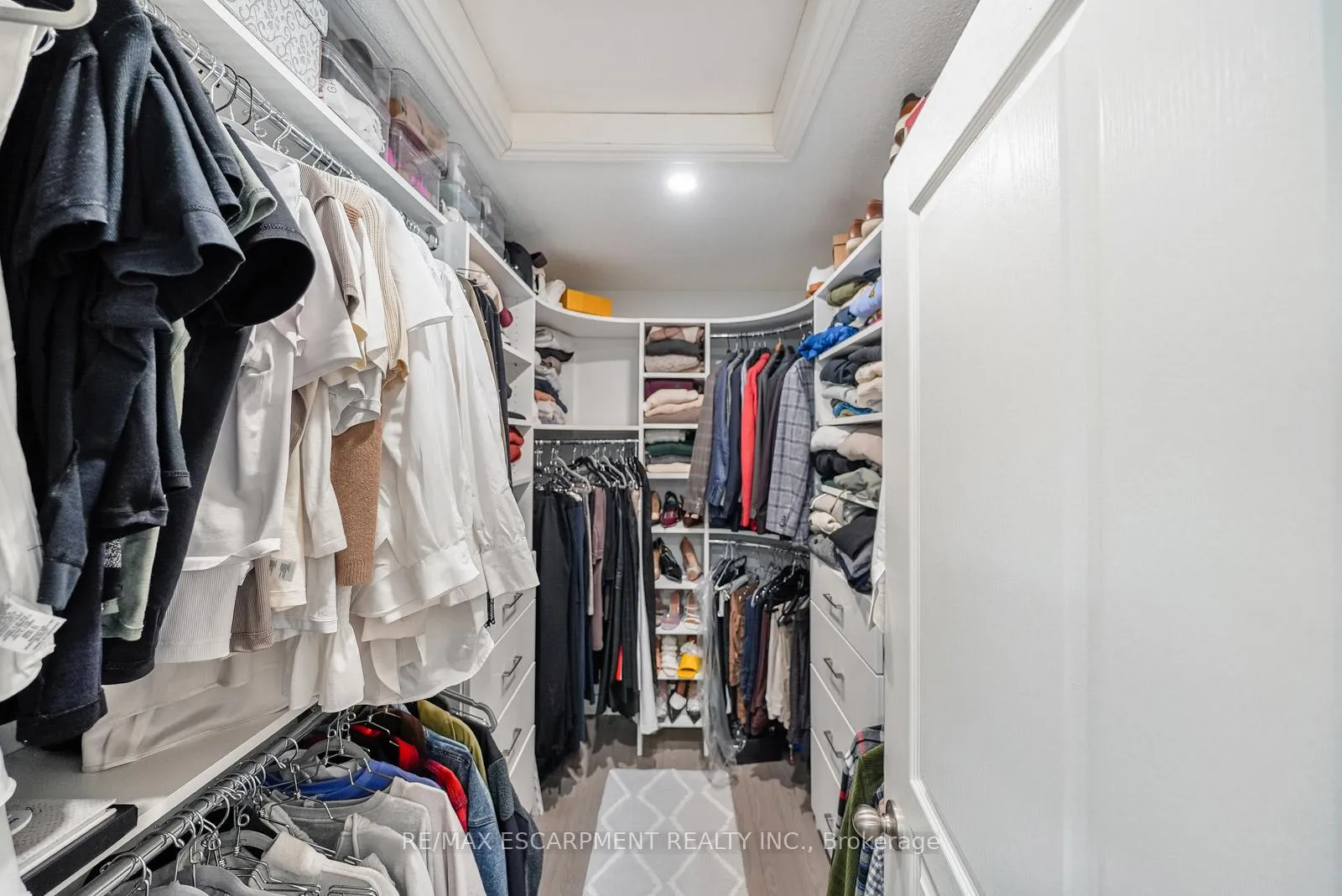Photo 30 of 315 Humphrey Street, Hamilton, Waterdown — HOMEH